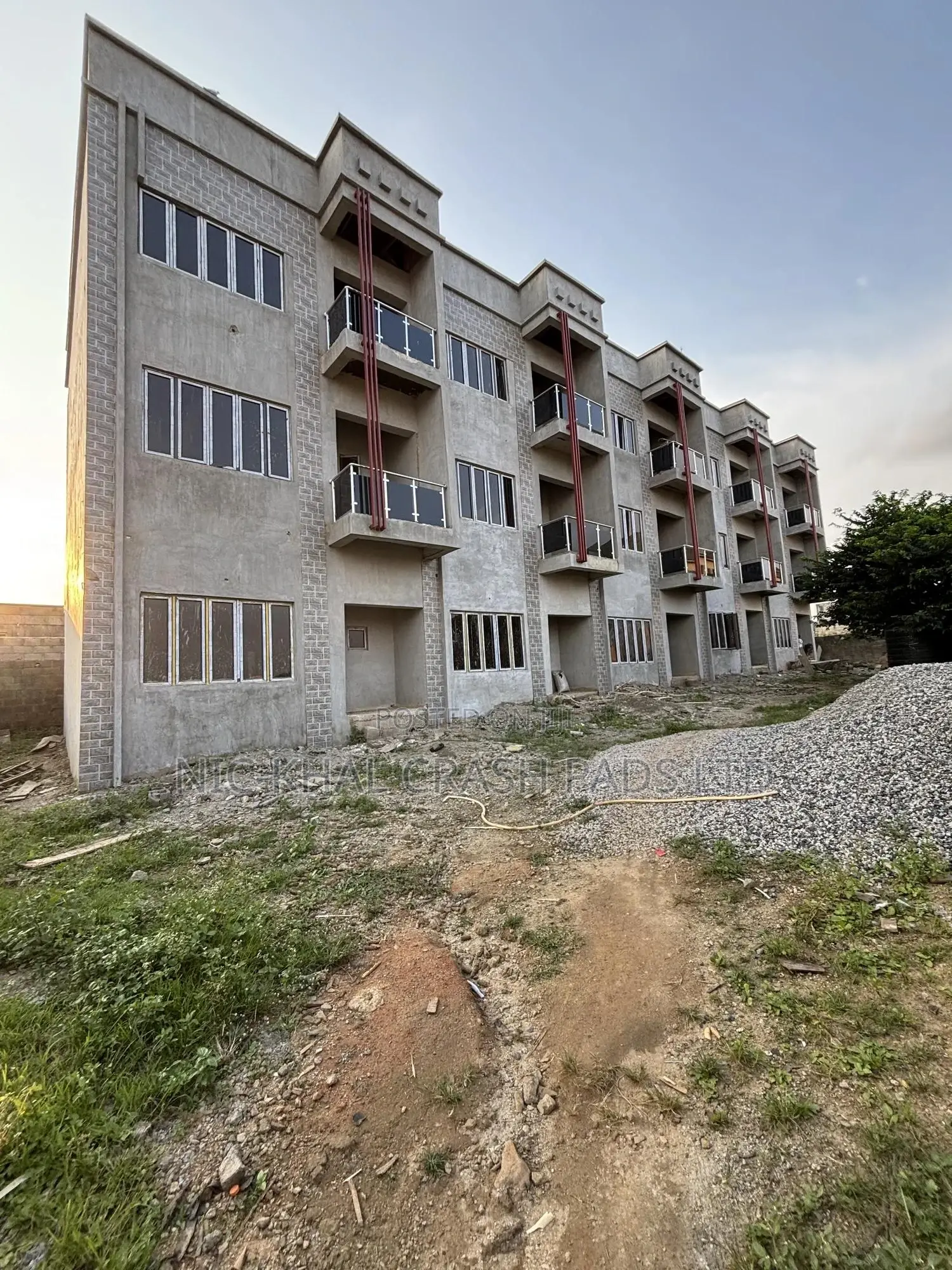 5bdrm Duplex in Jahi for sale in Jahi