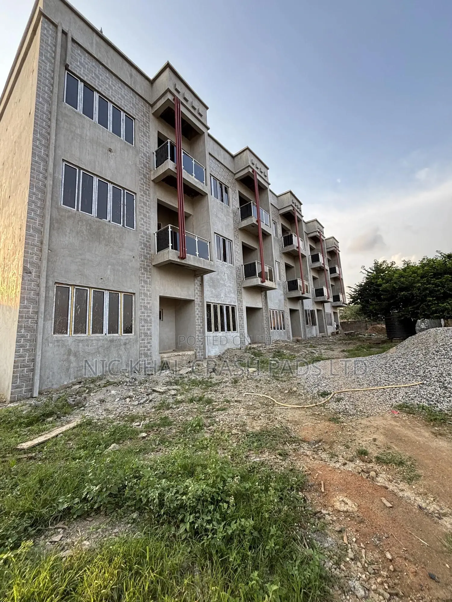 5bdrm Duplex in Jahi for sale in Jahi