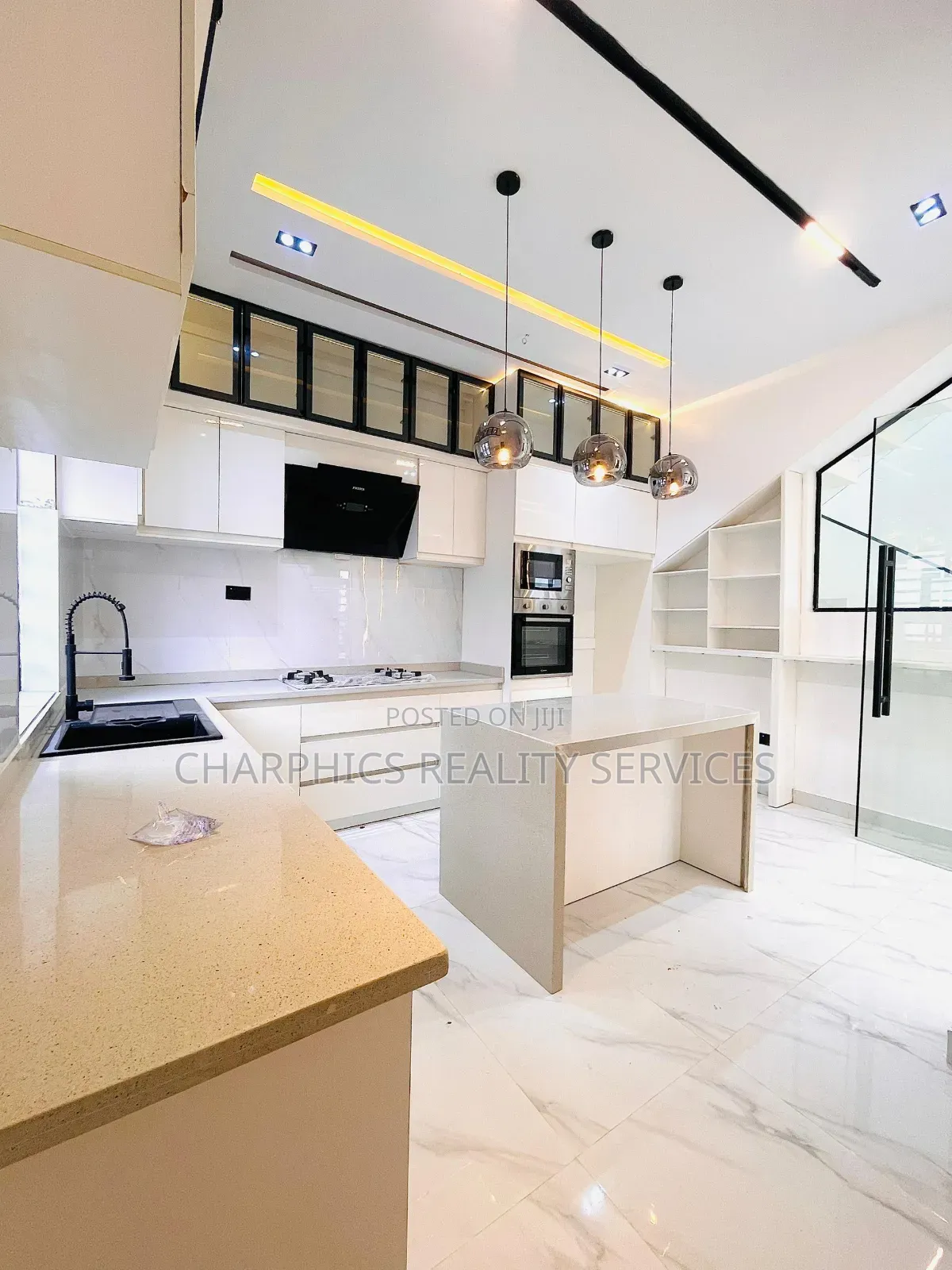 5bdrm Duplex in Ajah for sale in Ajah