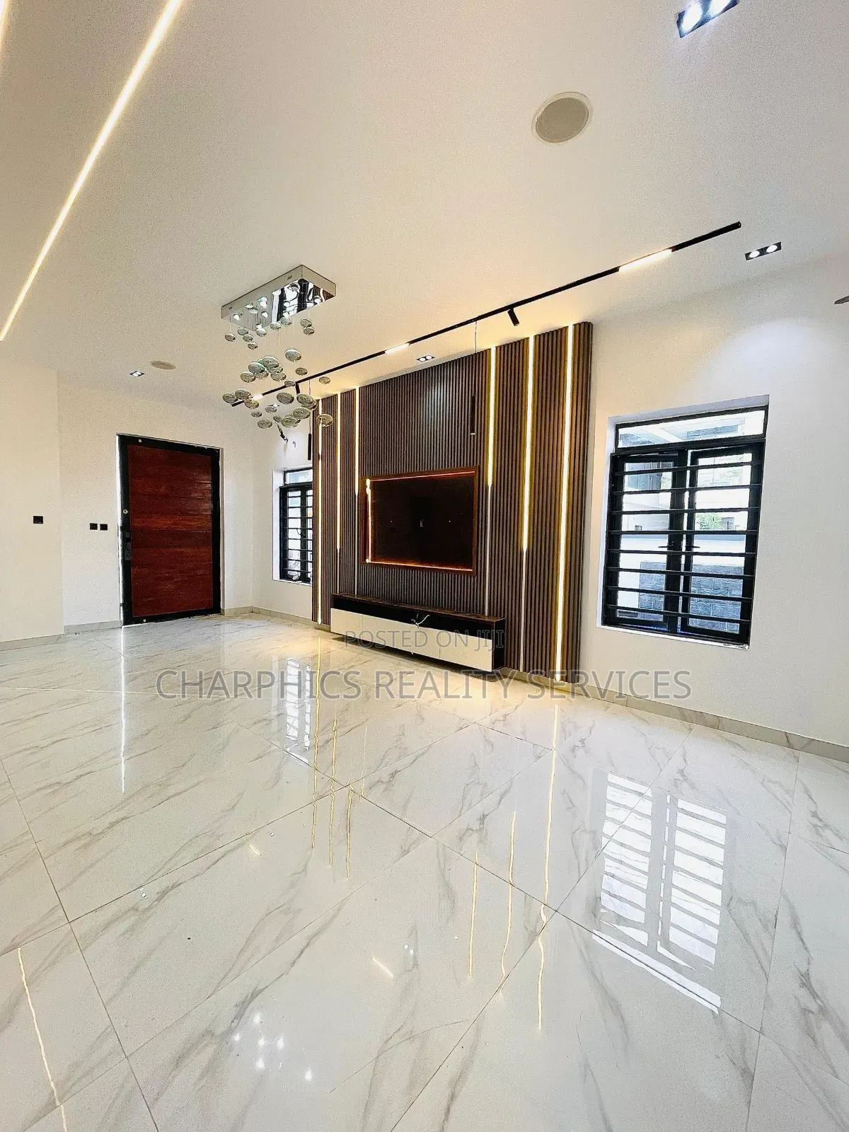 5bdrm Duplex in Ajah for sale in Ajah
