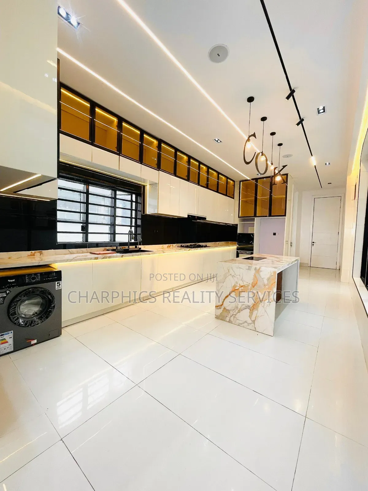 5bdrm Duplex in Ajah for sale in Ajah
