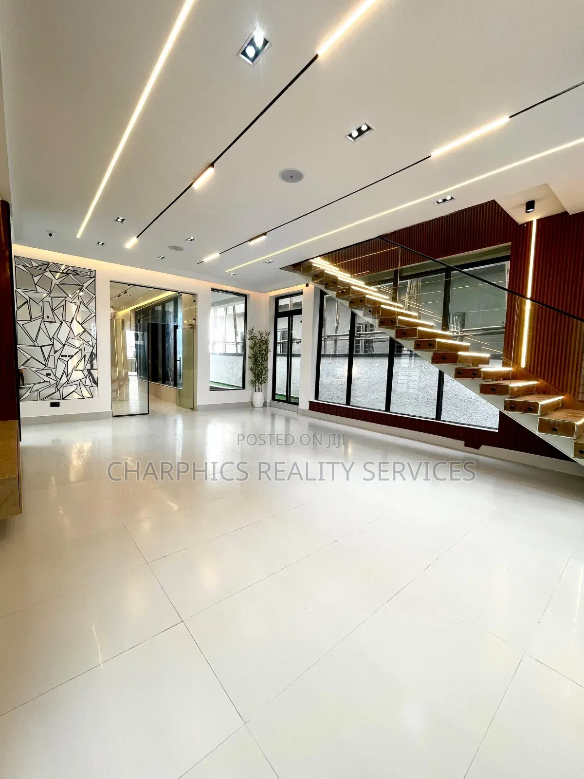 5bdrm Duplex in Ajah for sale in Ajah