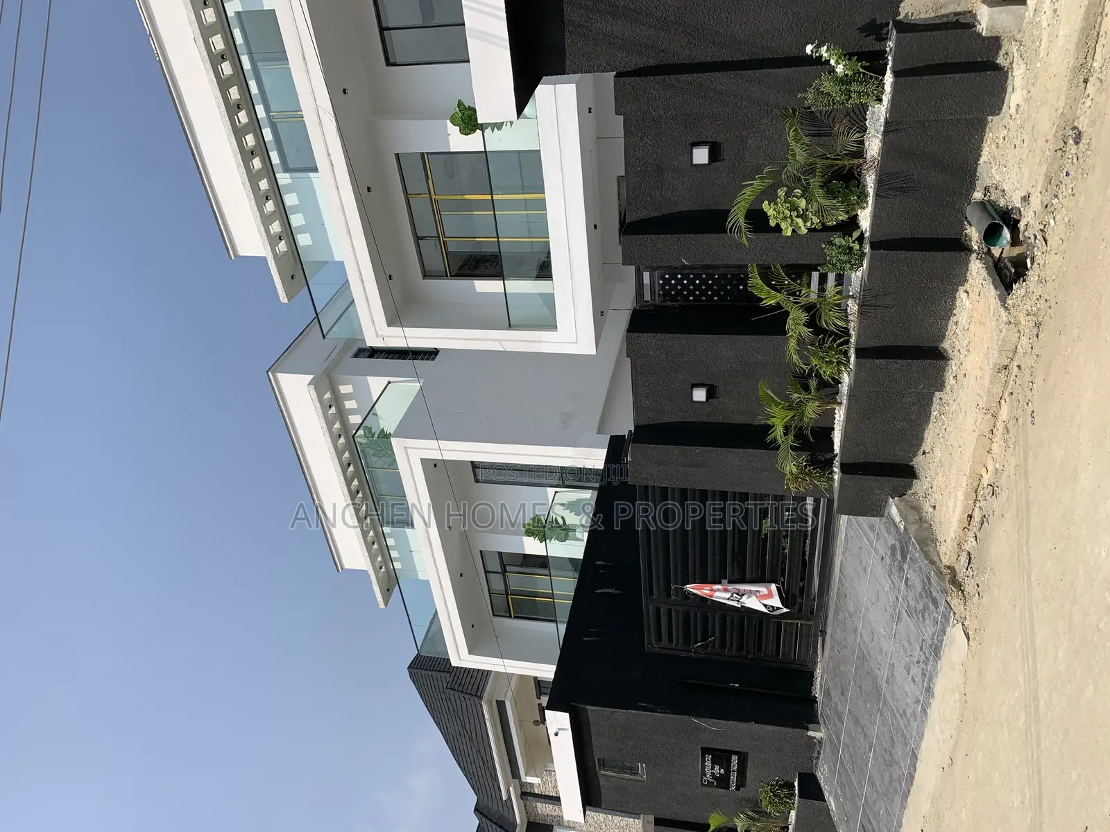 5bdrm Duplex in Ikota Gra, Lekki for sale in Lekki