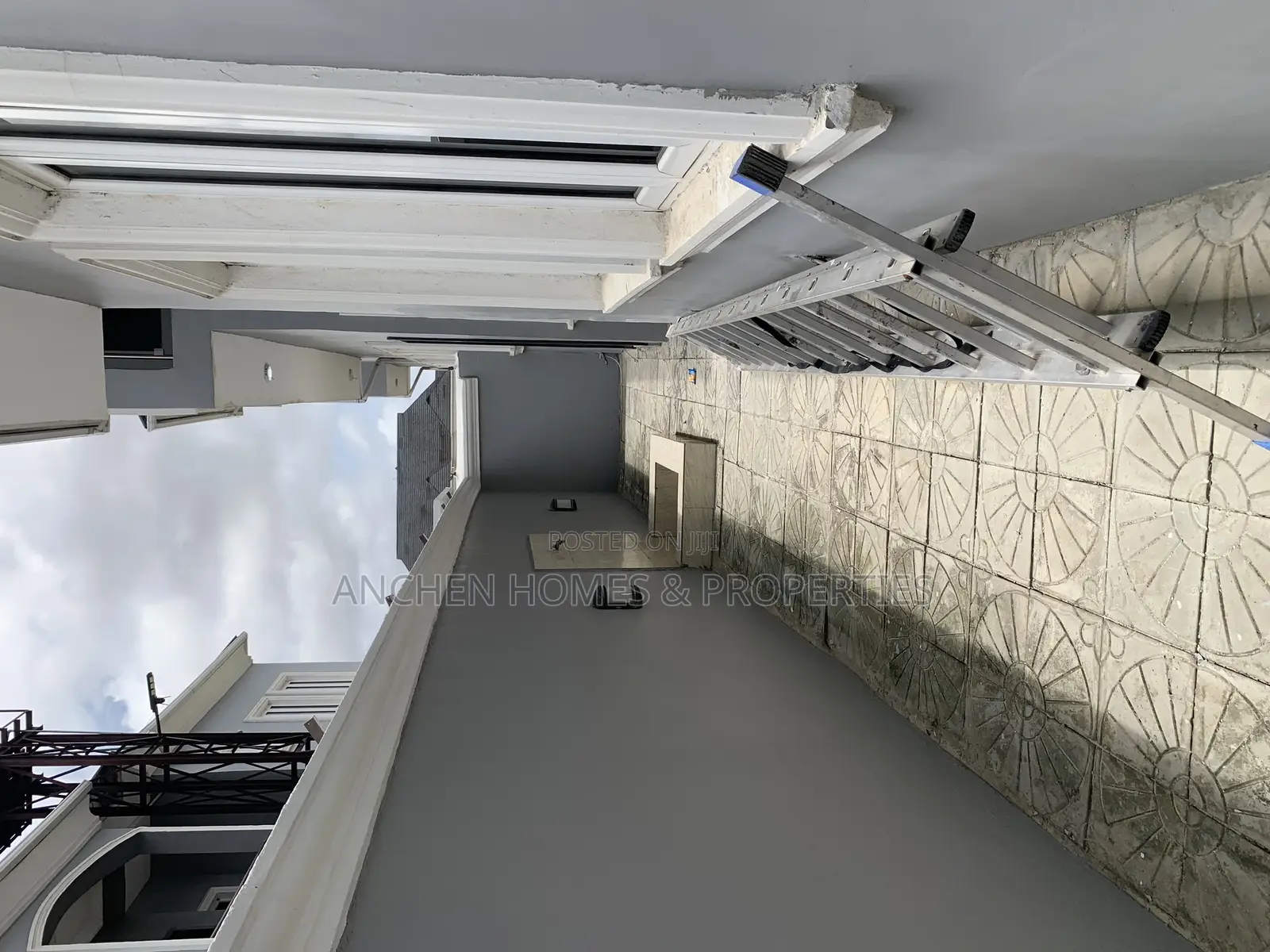 4bdrm Duplex in Lekki Scheme 2 for sale in Lekki