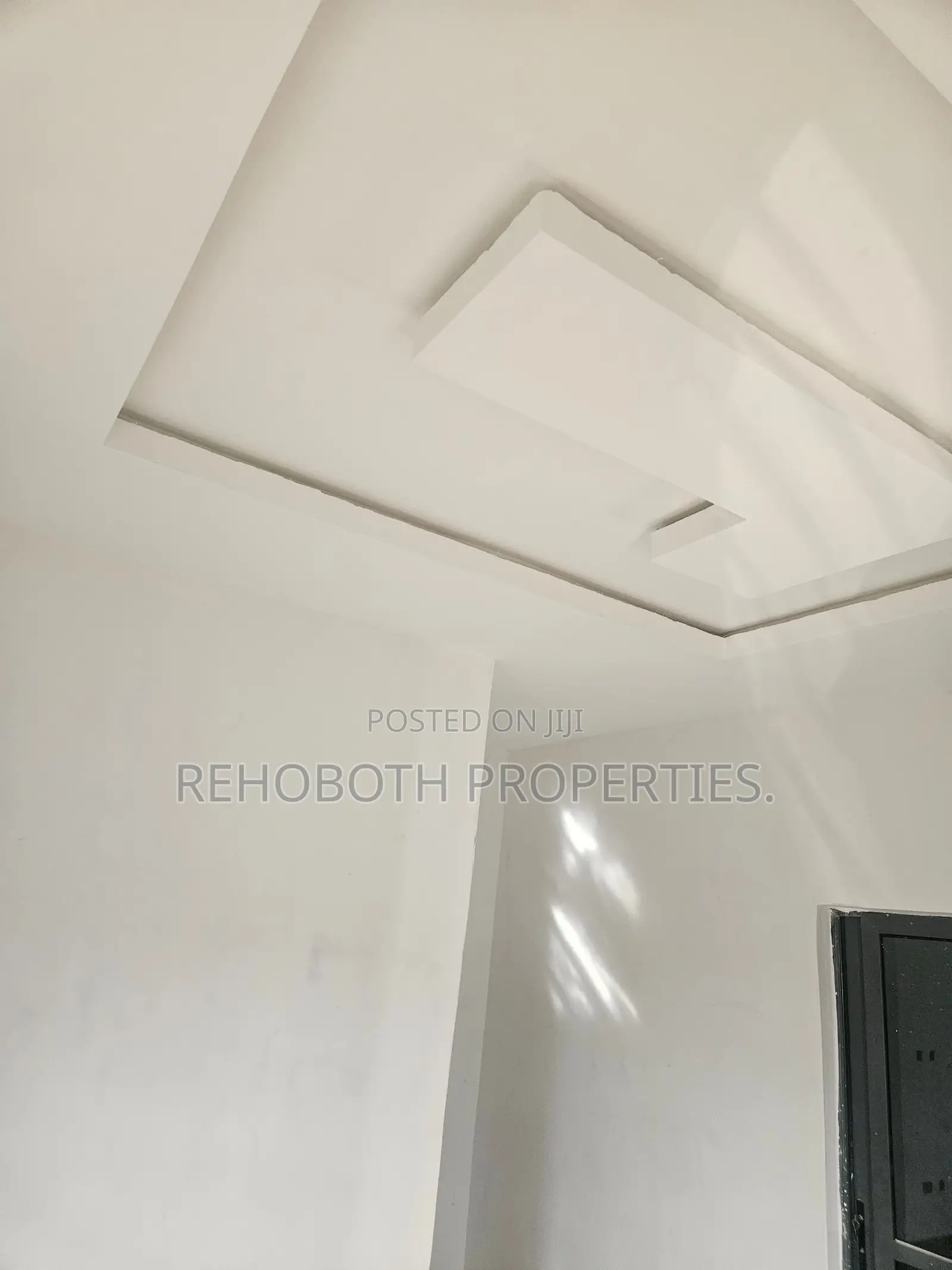 5bdrm Bungalow in Olakunle, Ibadan for sale in Ibadan