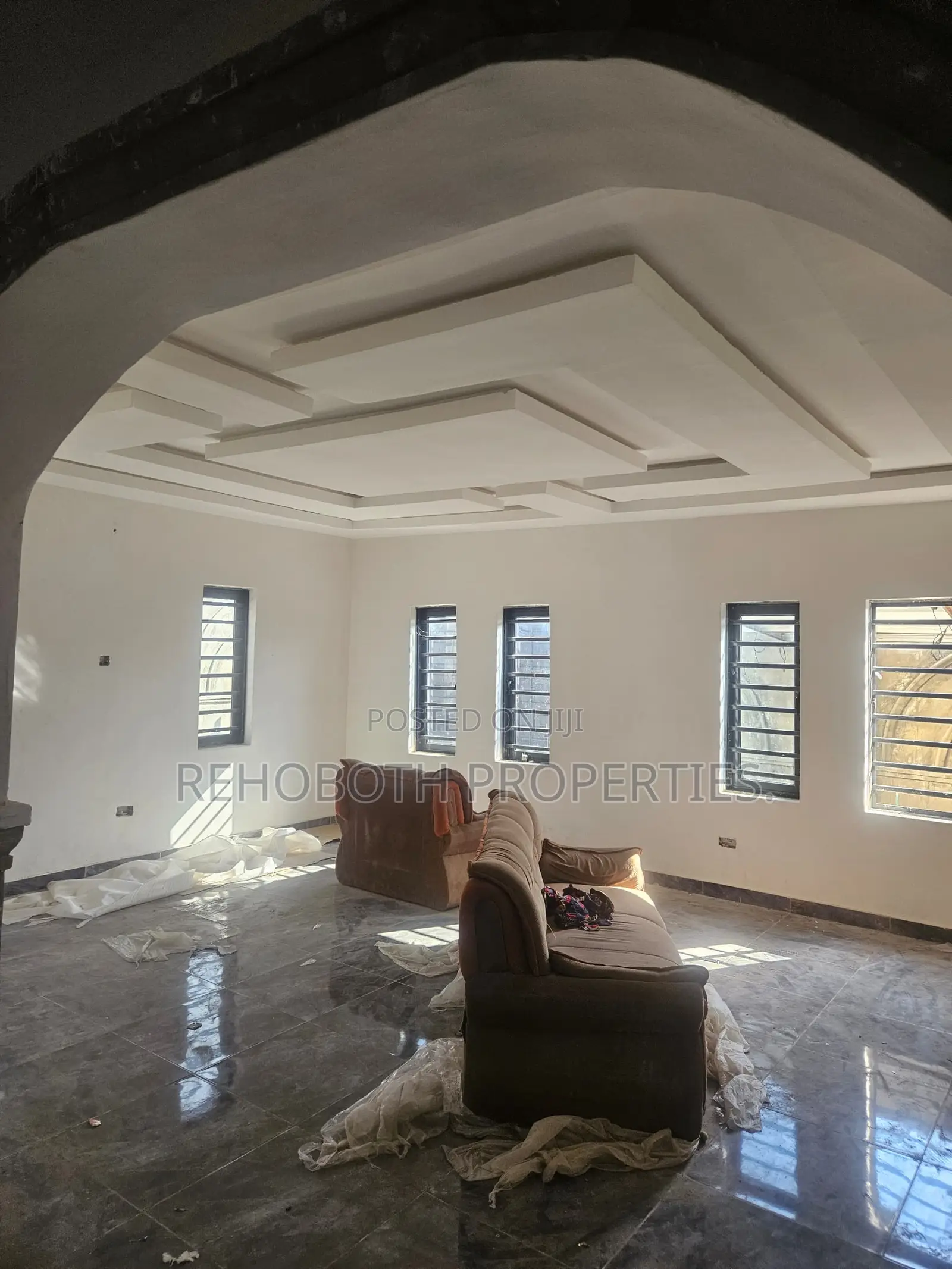 5bdrm Bungalow in Olakunle, Ibadan for sale in Ibadan