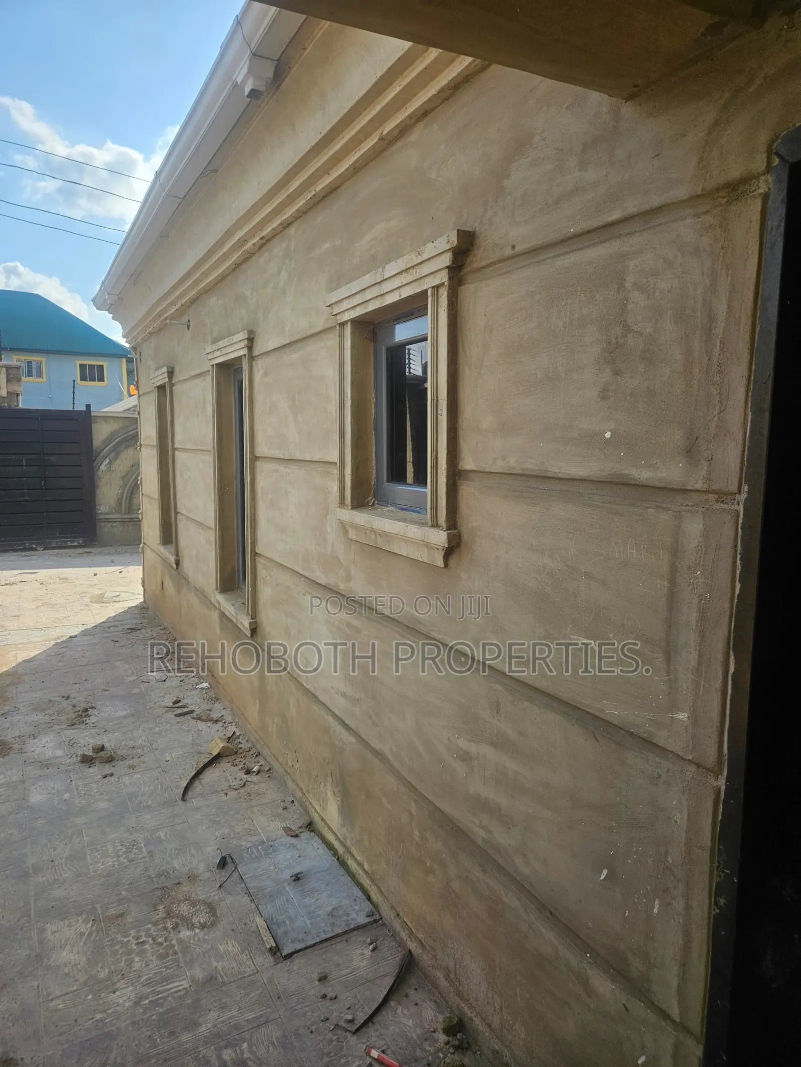5bdrm Bungalow in Olakunle, Ibadan for sale in Ibadan