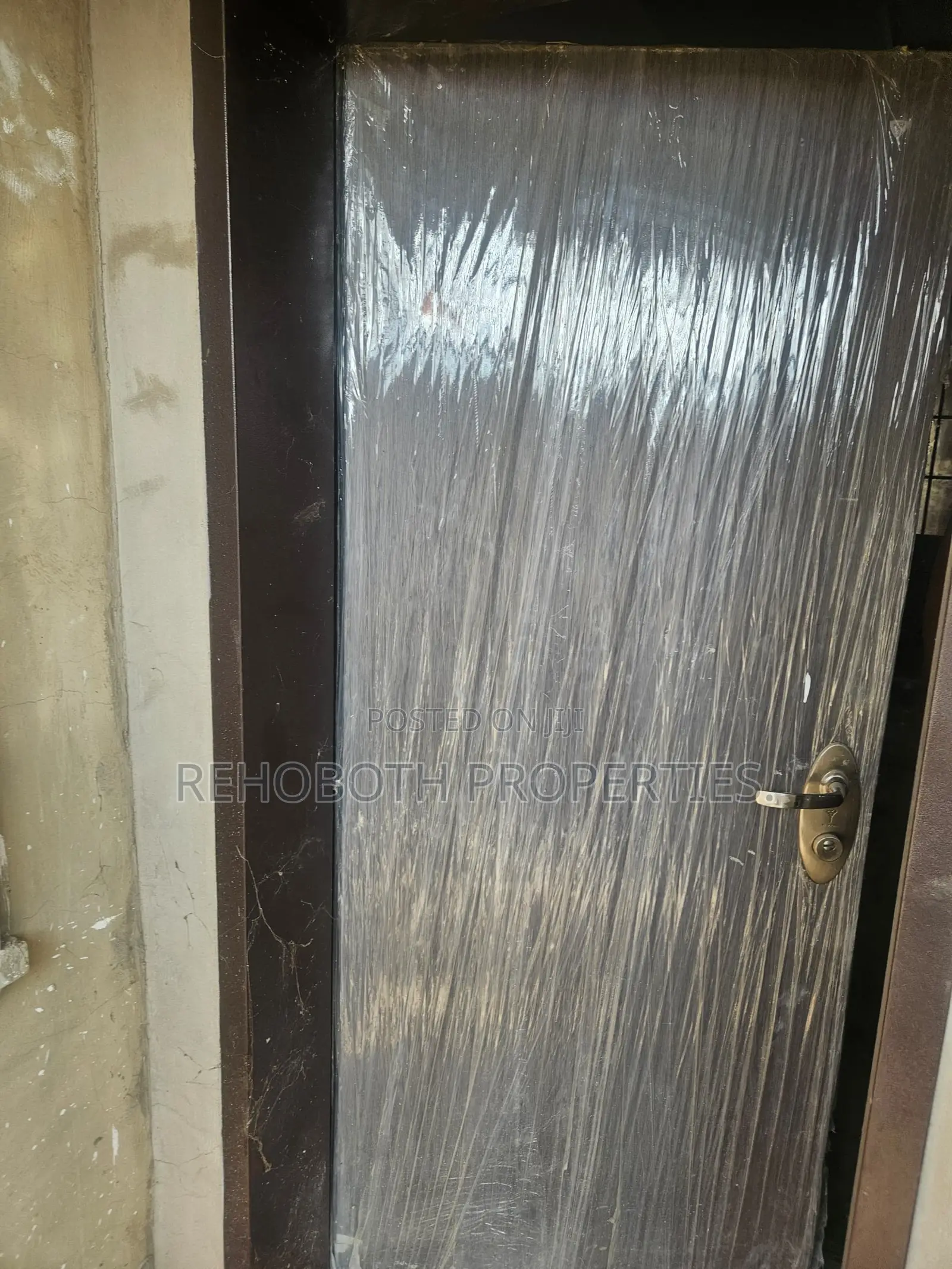 5bdrm Bungalow in Olakunle, Ibadan for sale in Ibadan
