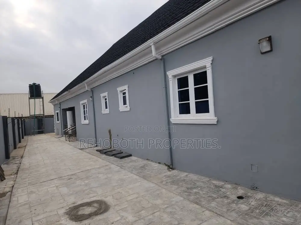 2bdrm Bungalow in Liberty Academic, Ibadan for rent in Ibadan