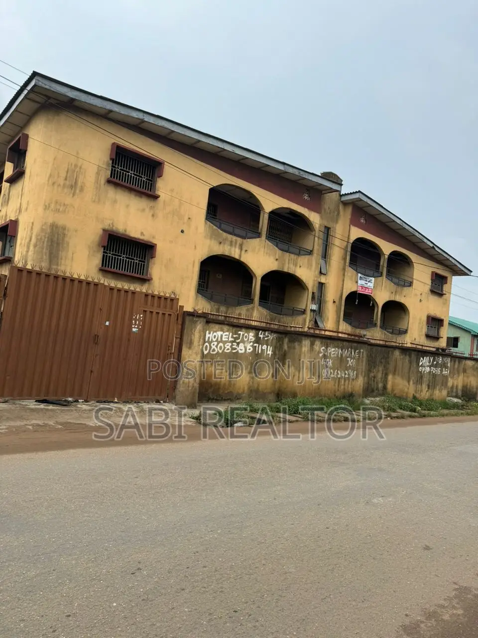 2bdrm Block of Flats in Olaniyi, Abule Egba for sale in Abule Egba