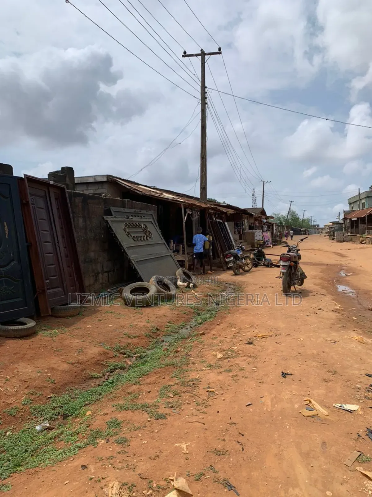 Quater Plot for Sale in Igando / Ikotun/Igando