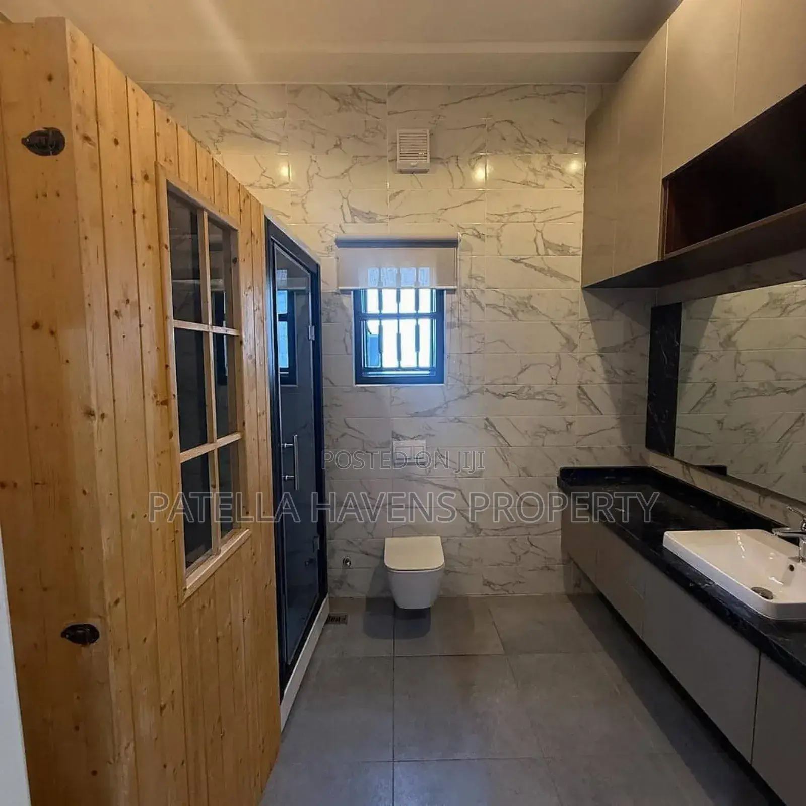 Furnished 5bdrm Duplex in Utako for sale in Utako