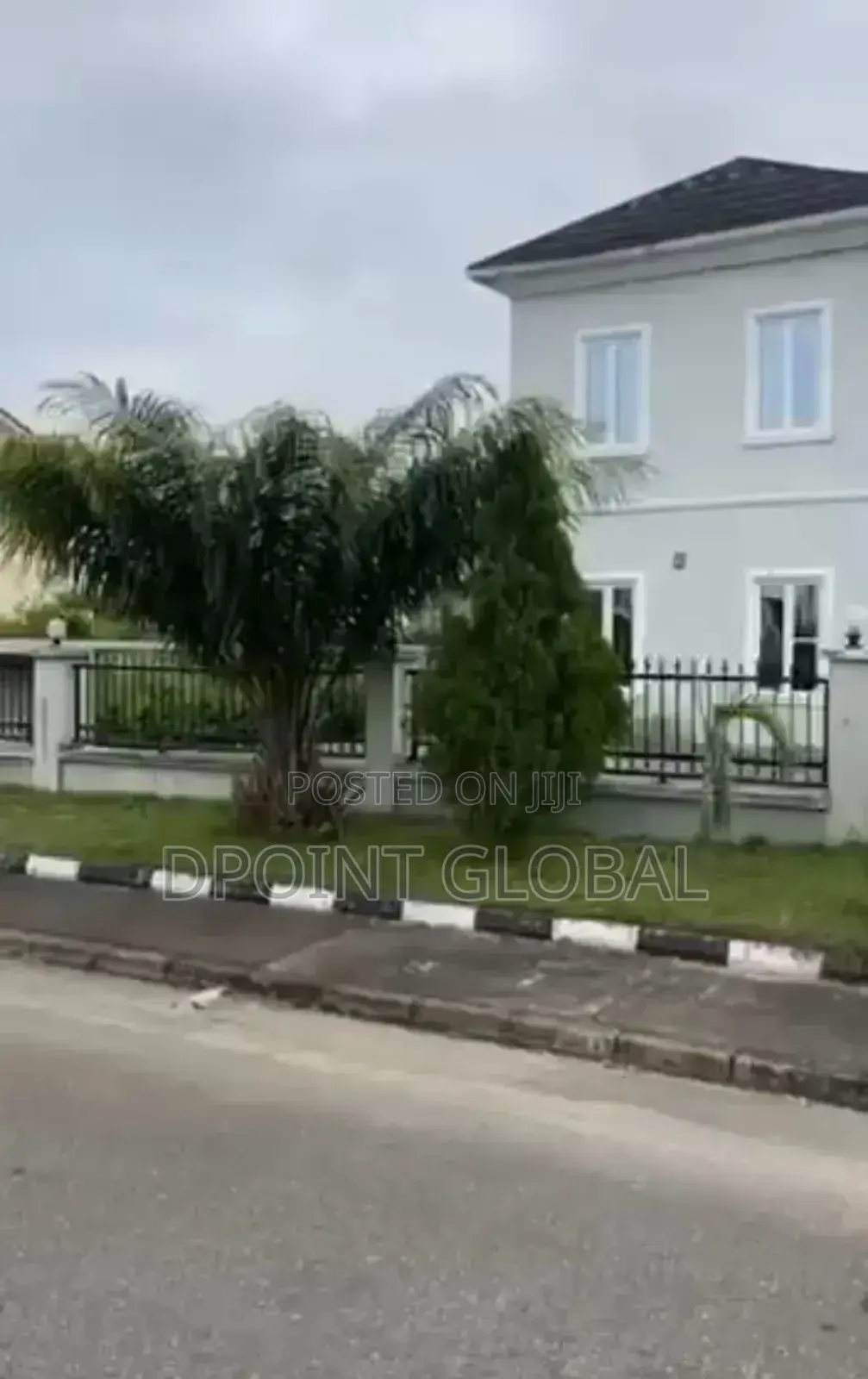 5bdrm Duplex in In Estate, Ajah for sale in Ajah