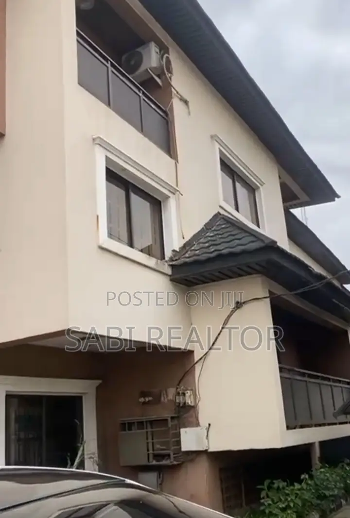 Furnished 9bdrm Duplex in Ajao Estate for sale in Ajao Estate