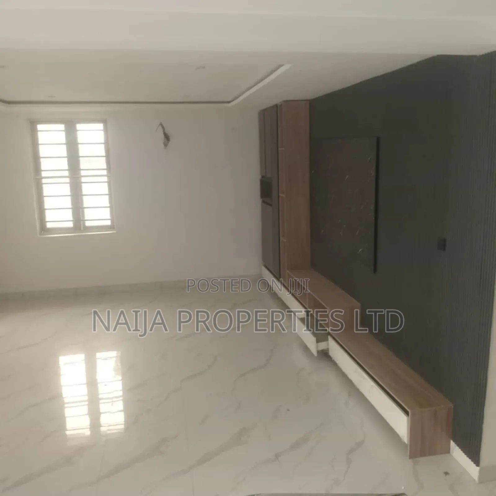 5bdrm Duplex in Lekki Phase 1 Right for sale in Lekki Phase 1