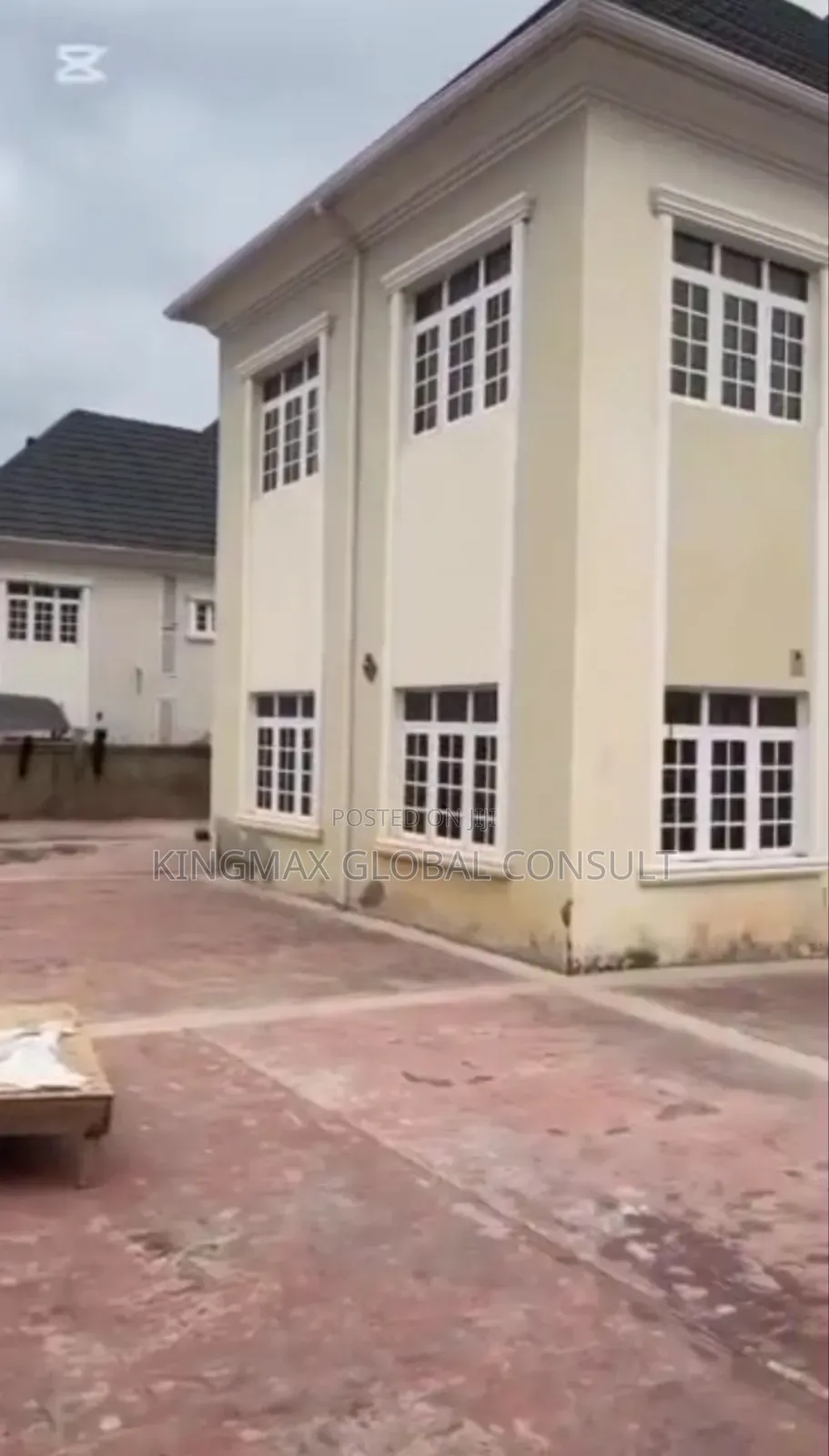 5bdrm Duplex in Guzape District for sale in Guzape District