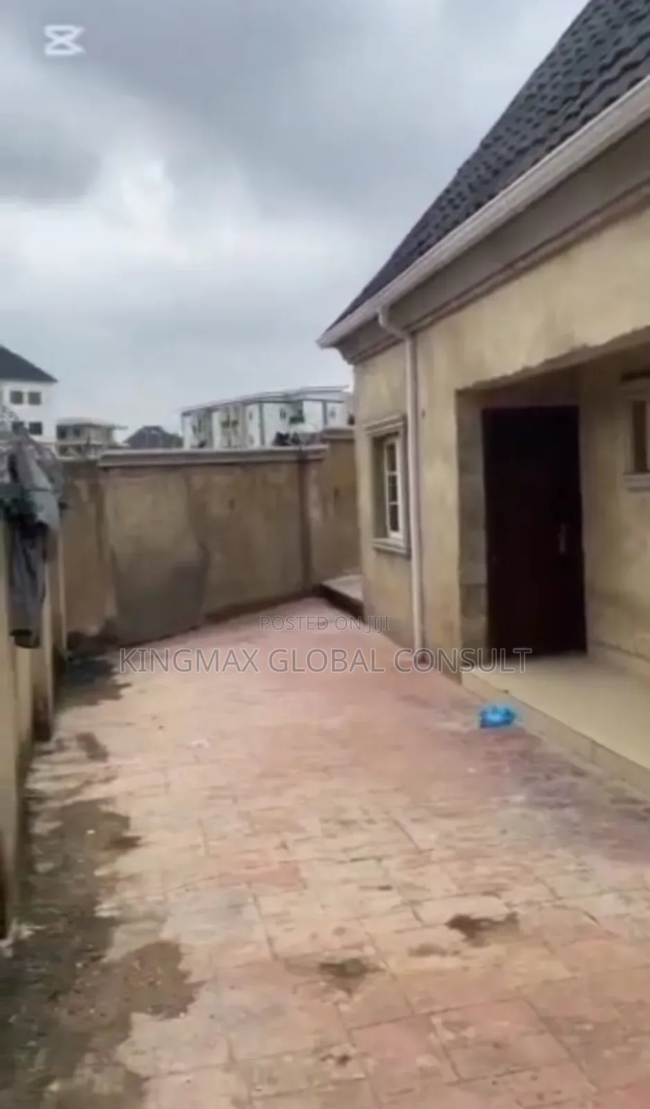 5bdrm Duplex in Guzape District for sale in Guzape District