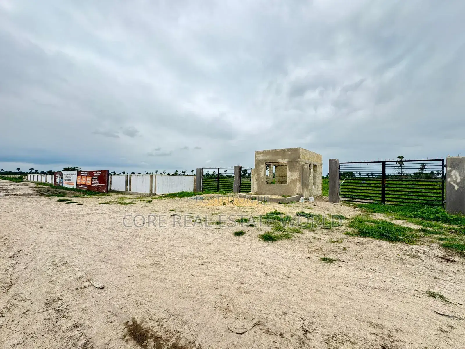 Location :* Ilado , Off Omu - Ikorodu Road in Ikorodu