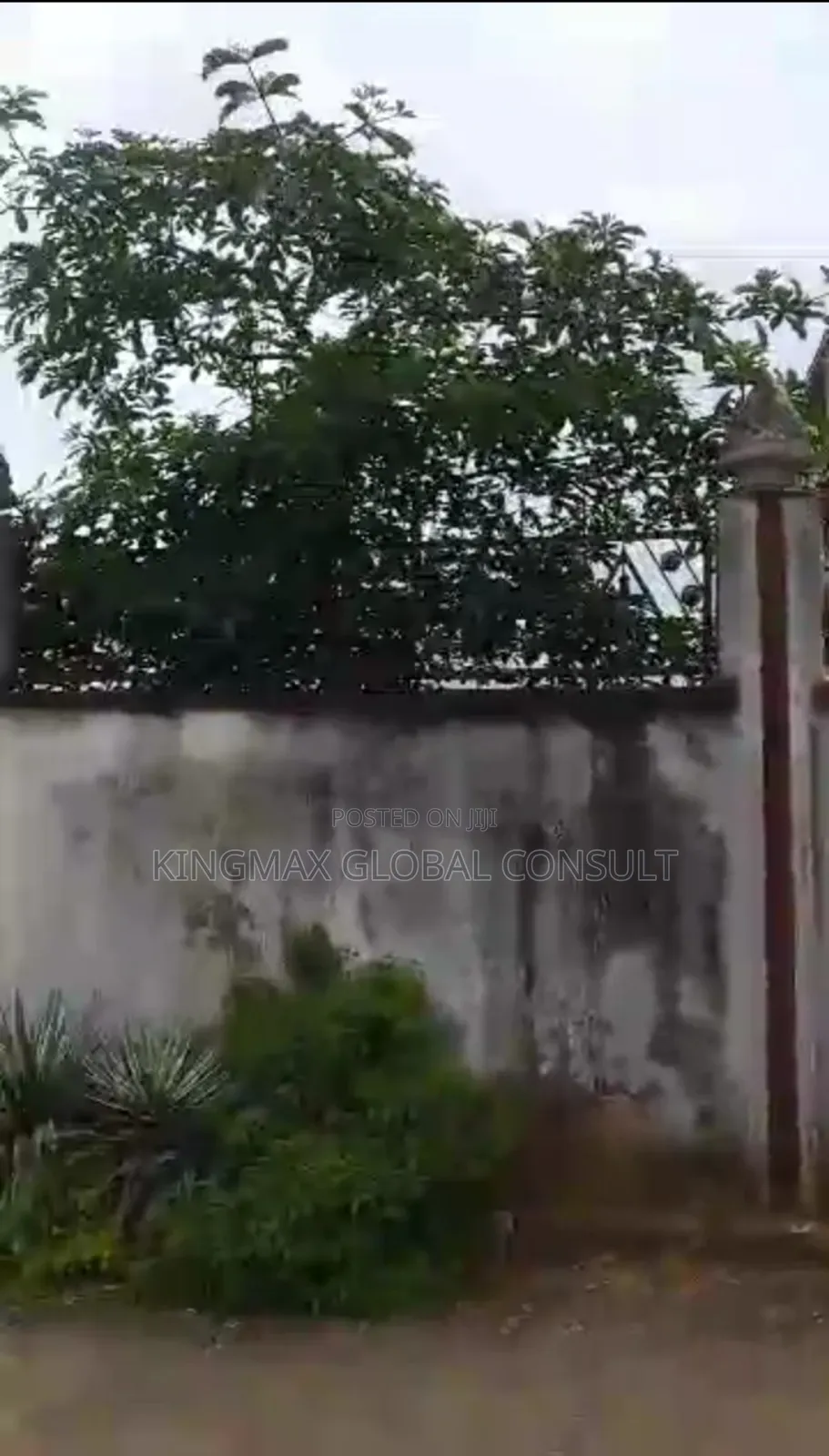 Land for Sale! This Is Osunde Foundation Property, Size 15× 200 in Sapele