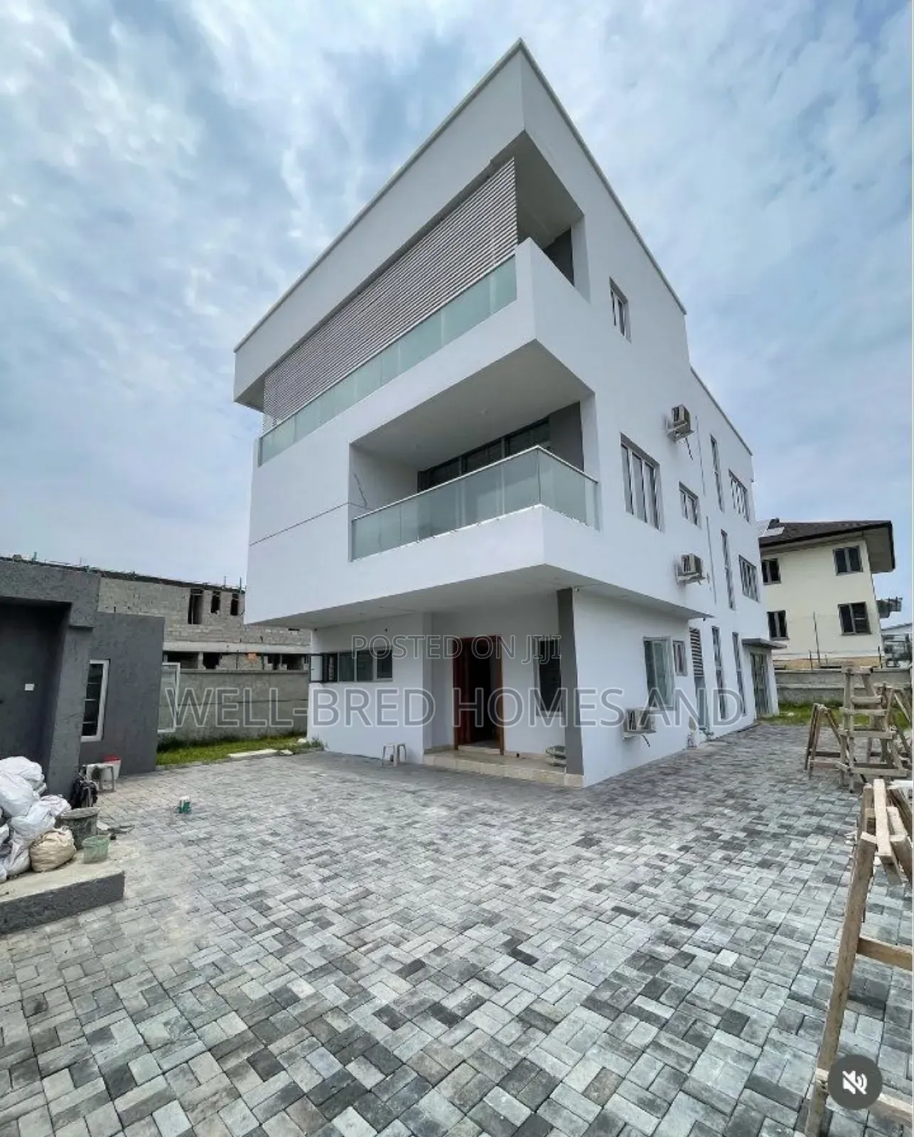 5bdrm Duplex in Lekki Phase 1 Lekki for sale in Lekki Phase 1