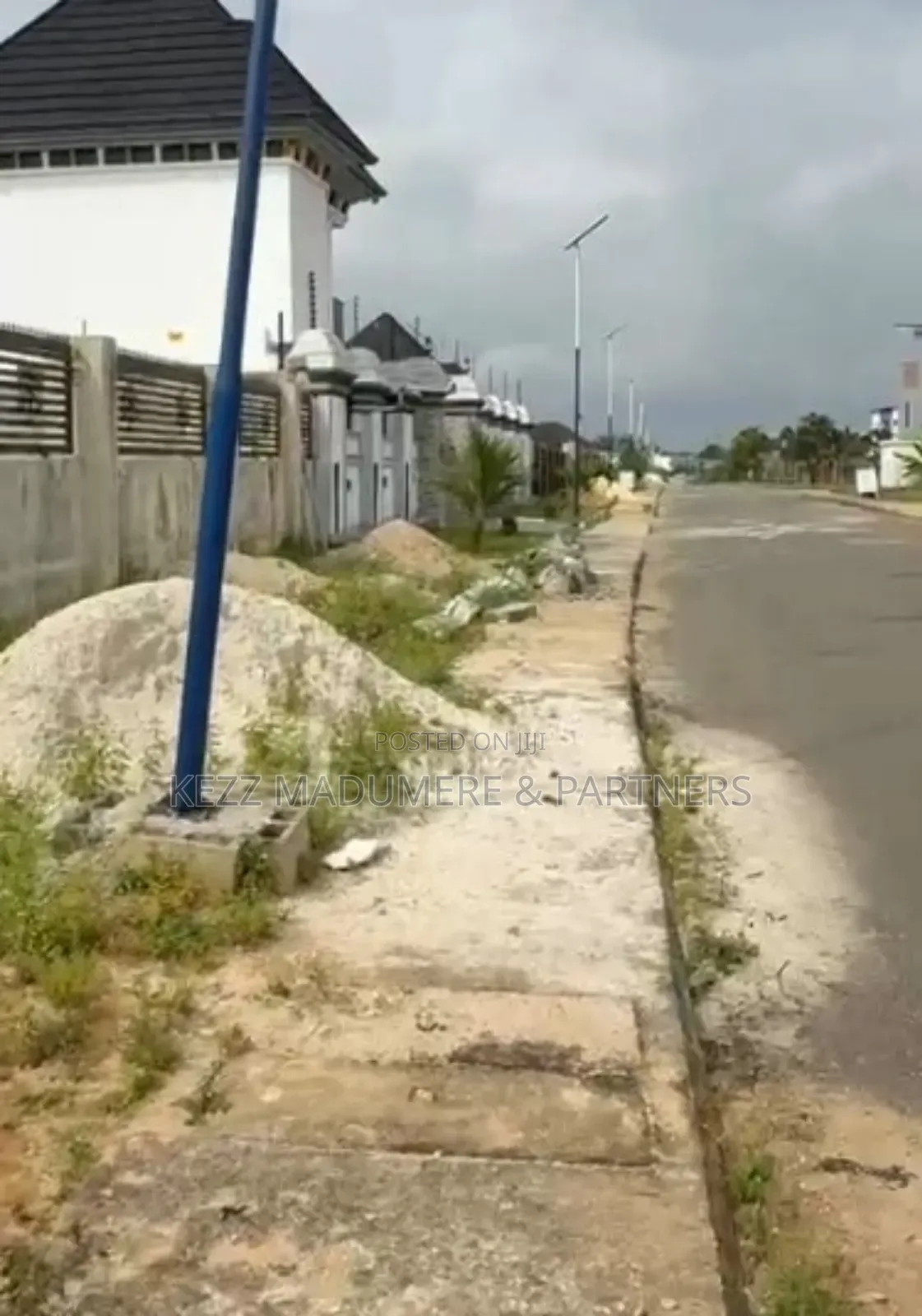 For Sale : Global Cofo Fenced 1007 SQMTRS at Gra Phase 8, Eliozu, Ph in Port-Harcourt