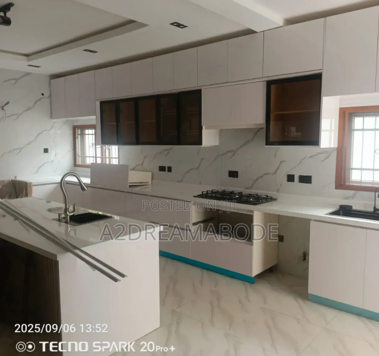 6bdrm Duplex in Ikeja Gra for sale in Ikeja