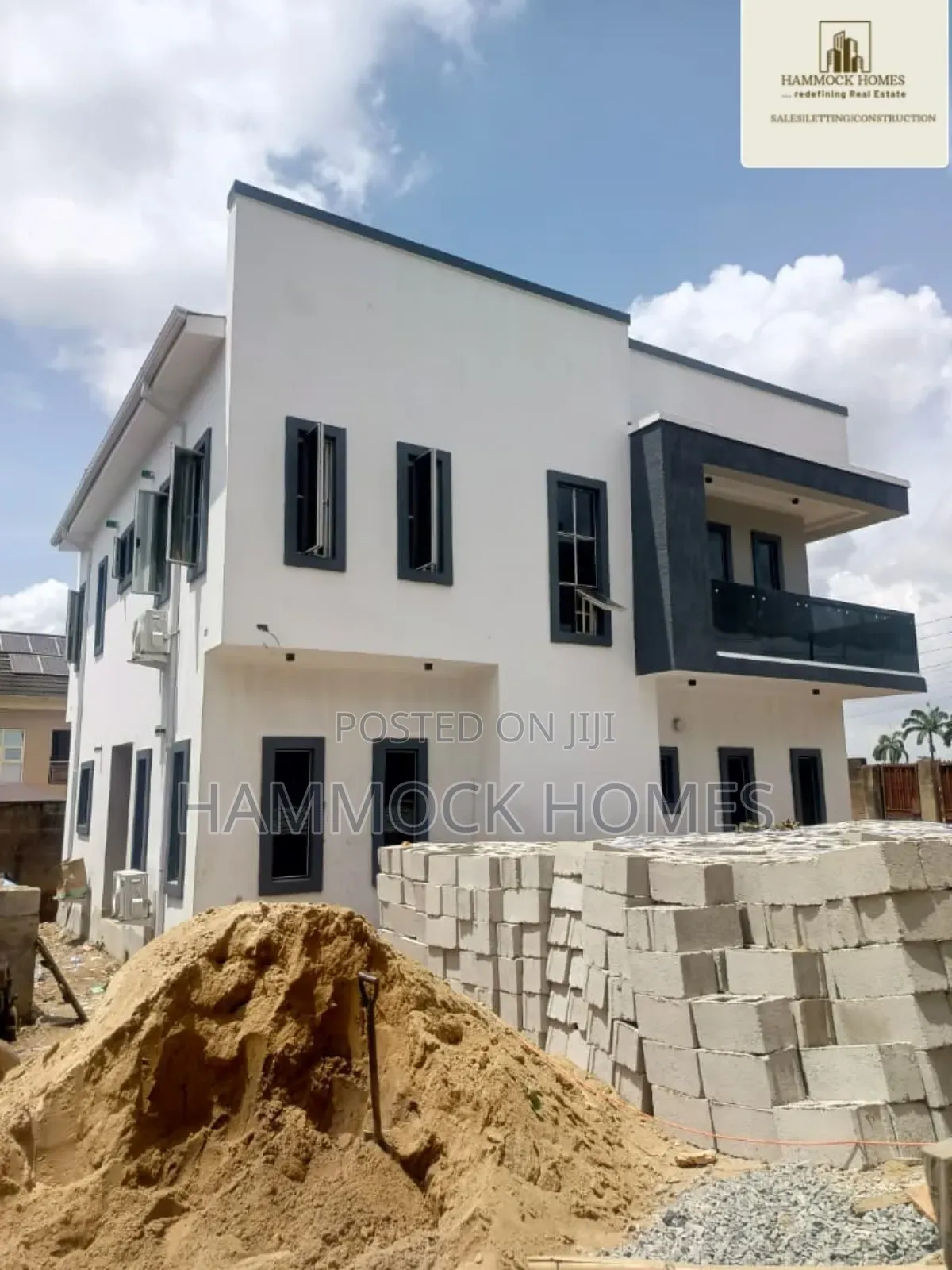 4bdrm Duplex in Jericho Gra for sale in Jericho