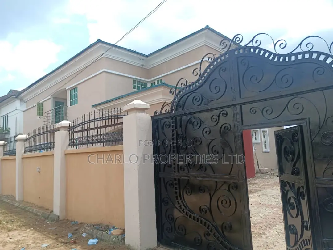 Furnished 5bdrm Duplex in Benin City for sale in Benin City