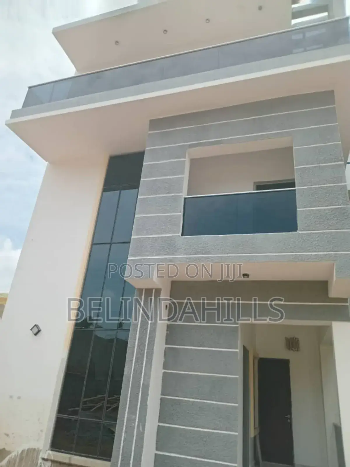 4bdrm Townhouse/Terrace in Durumi for sale in Durumi