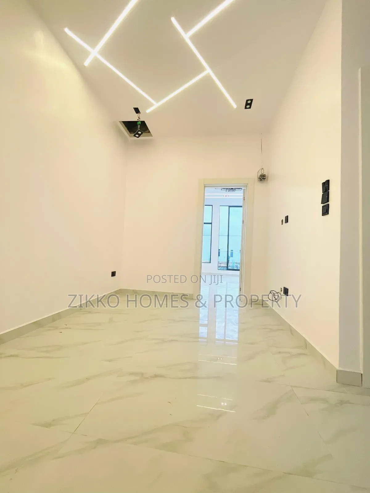 4bdrm Duplex in Ajah, Lekki for sale in Lekki