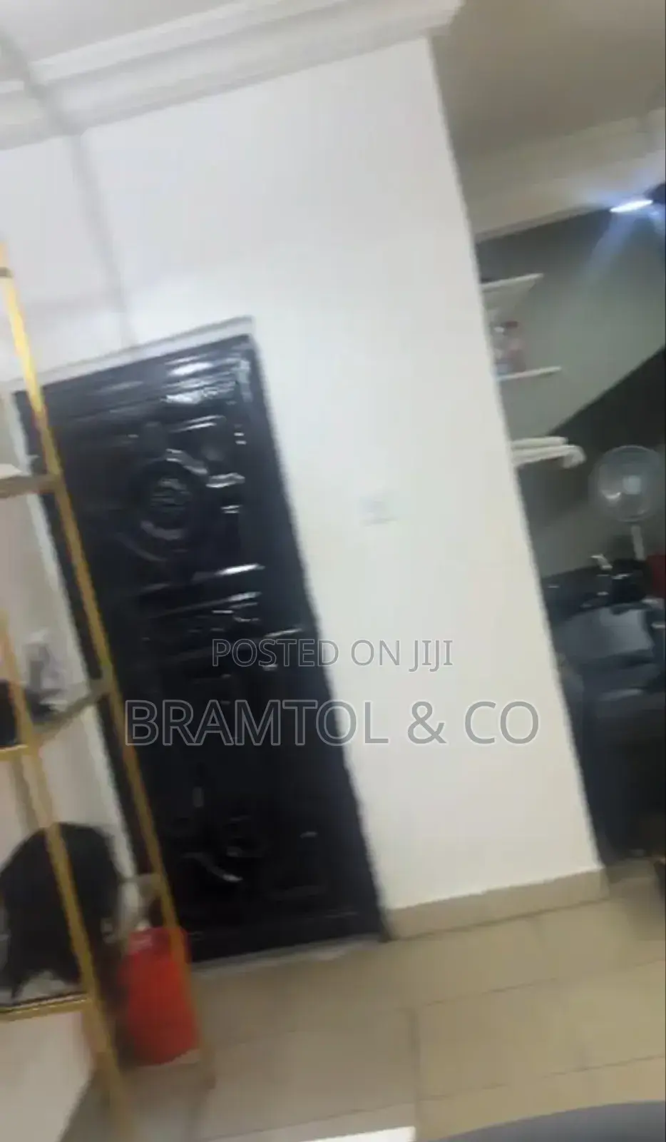 40 SQM First Floor Salon/Office/Shop on Ademola Adetokunbo Crescent in Wuse 2