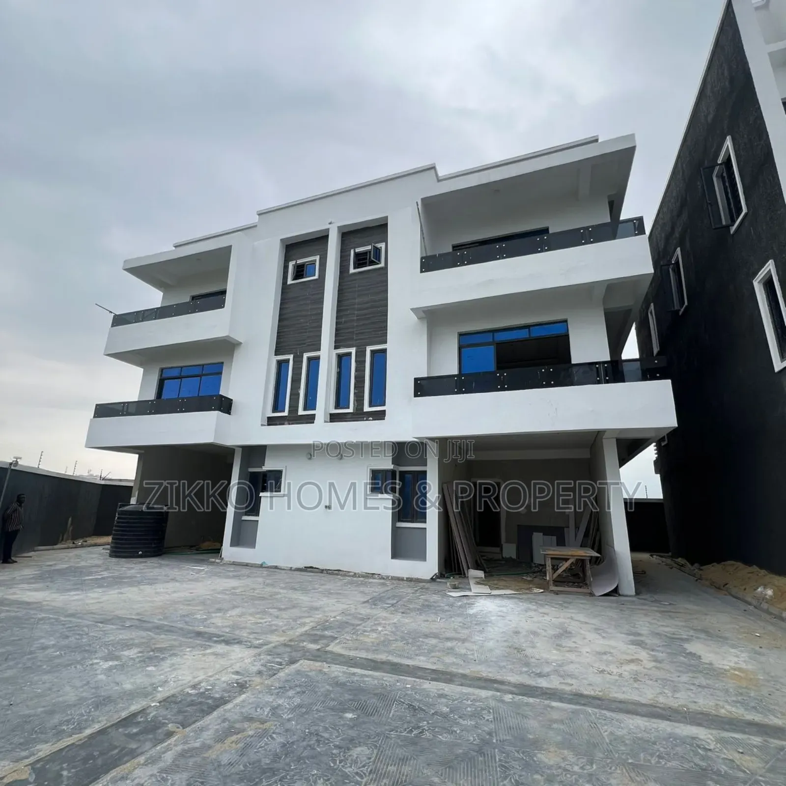 4bdrm Duplex in Ikate, Lekki for sale in Lekki