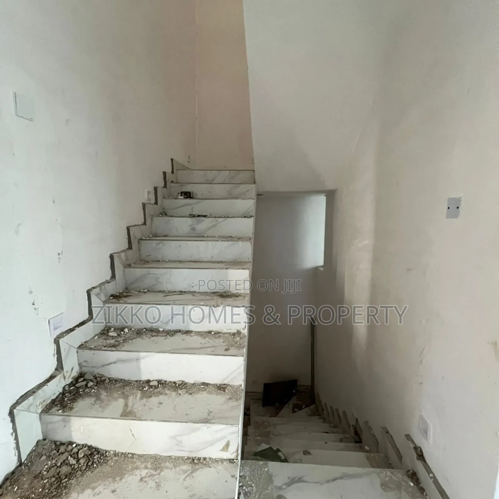 4bdrm Duplex in Ikate, Lekki for sale in Lekki