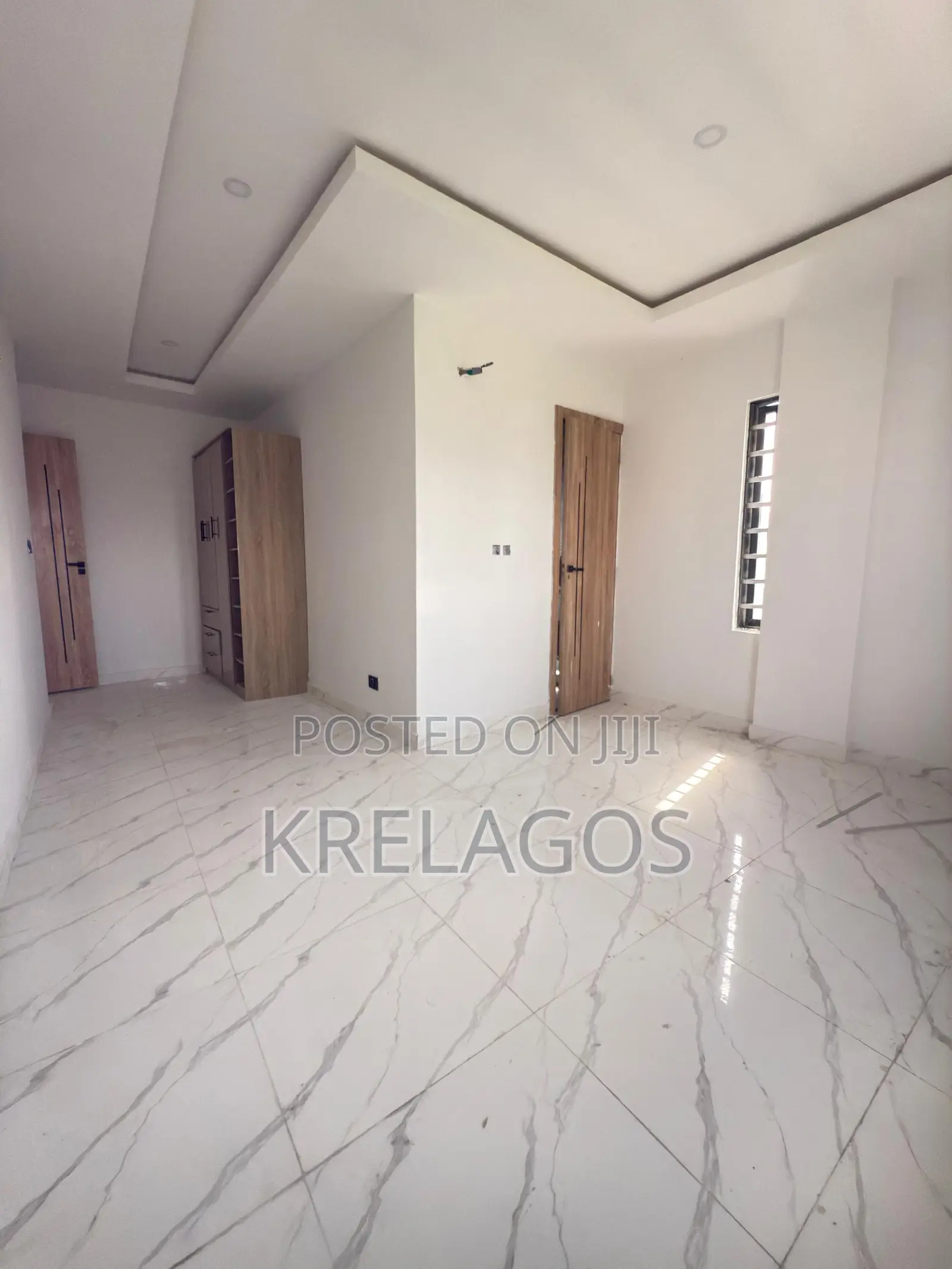 3bdrm Apartment in Ikate for sale in Ikate