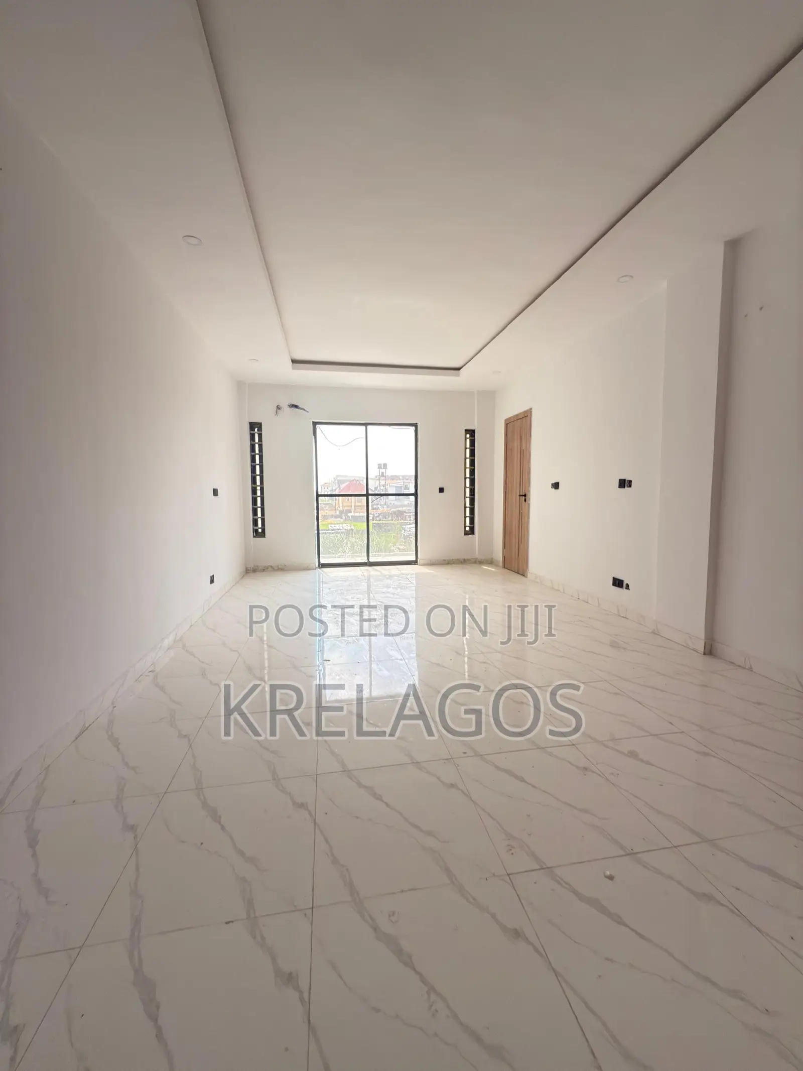 3bdrm Apartment in Ikate for sale in Ikate