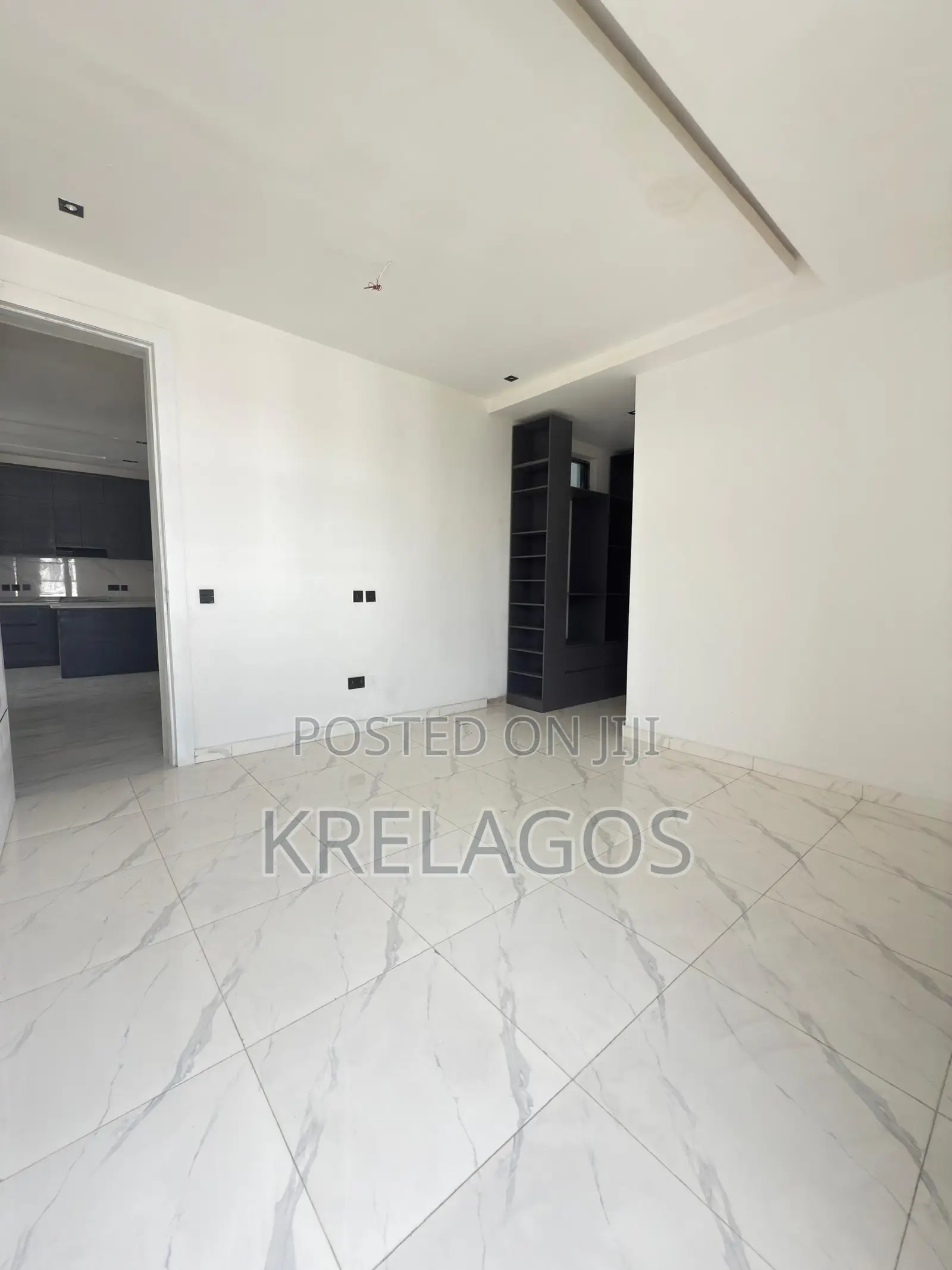 2bdrm Apartment in Ikate for sale in Ikate
