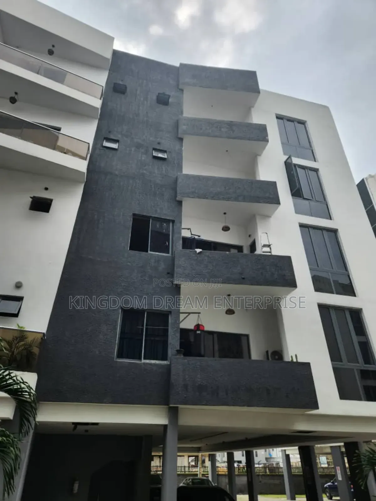 4bdrm Maisonette in Seagate Estate Lekki for rent in Off Lekki-Epe Expressway