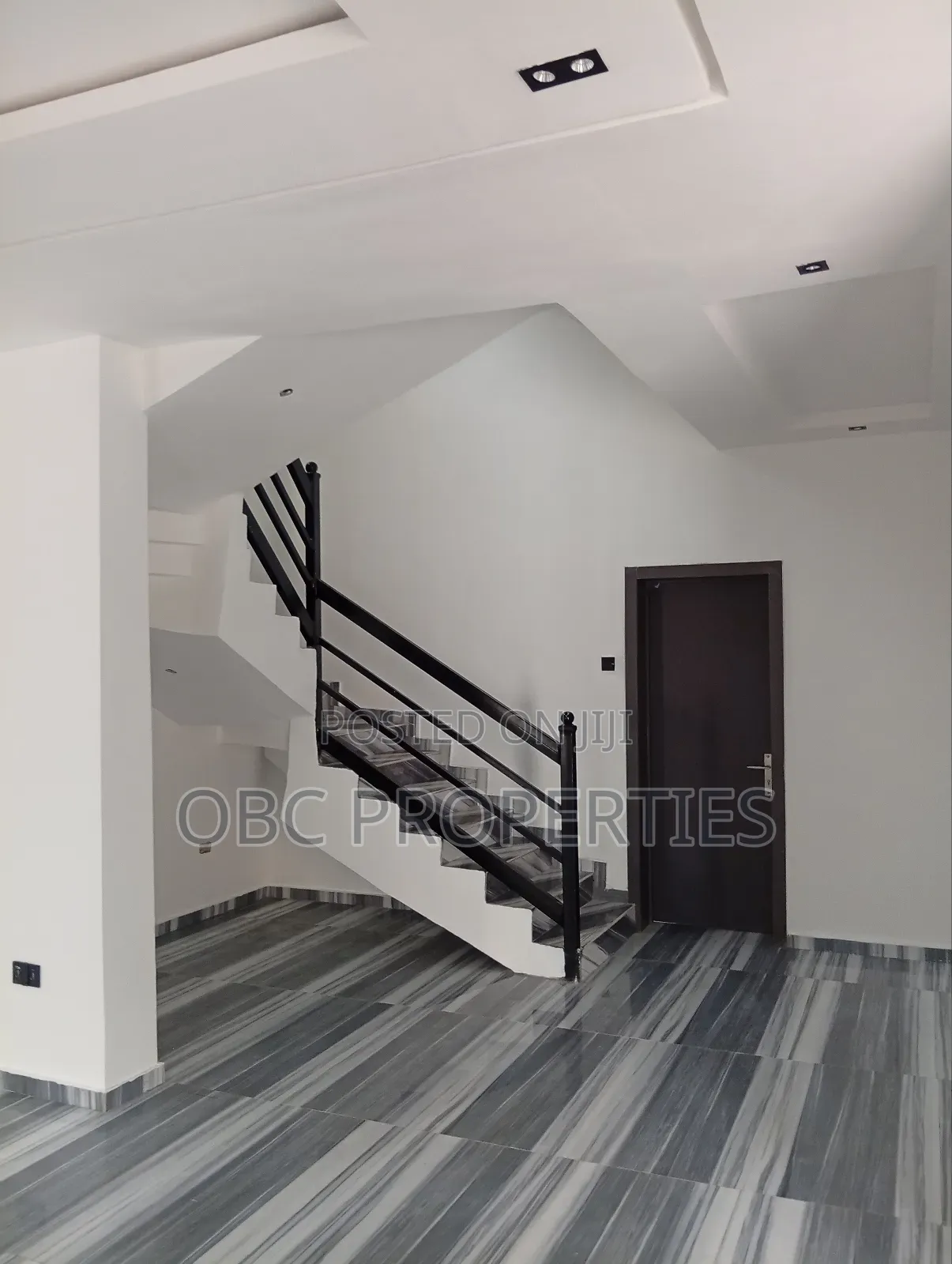4 Bedrooms Detached Duplex With Bq in Chevron