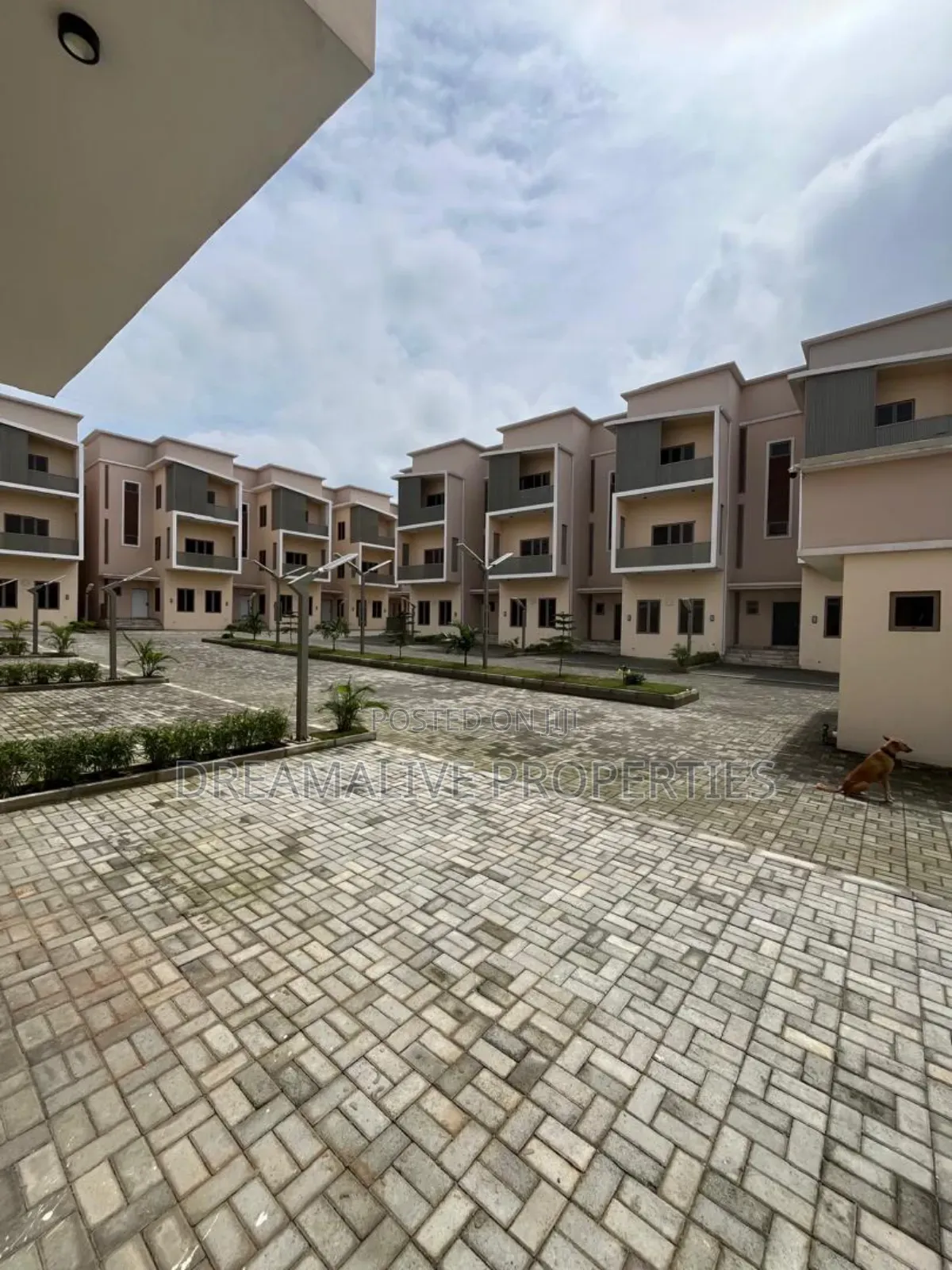 4bdrm Duplex in An Estate, Dawaki for sale in Dawaki