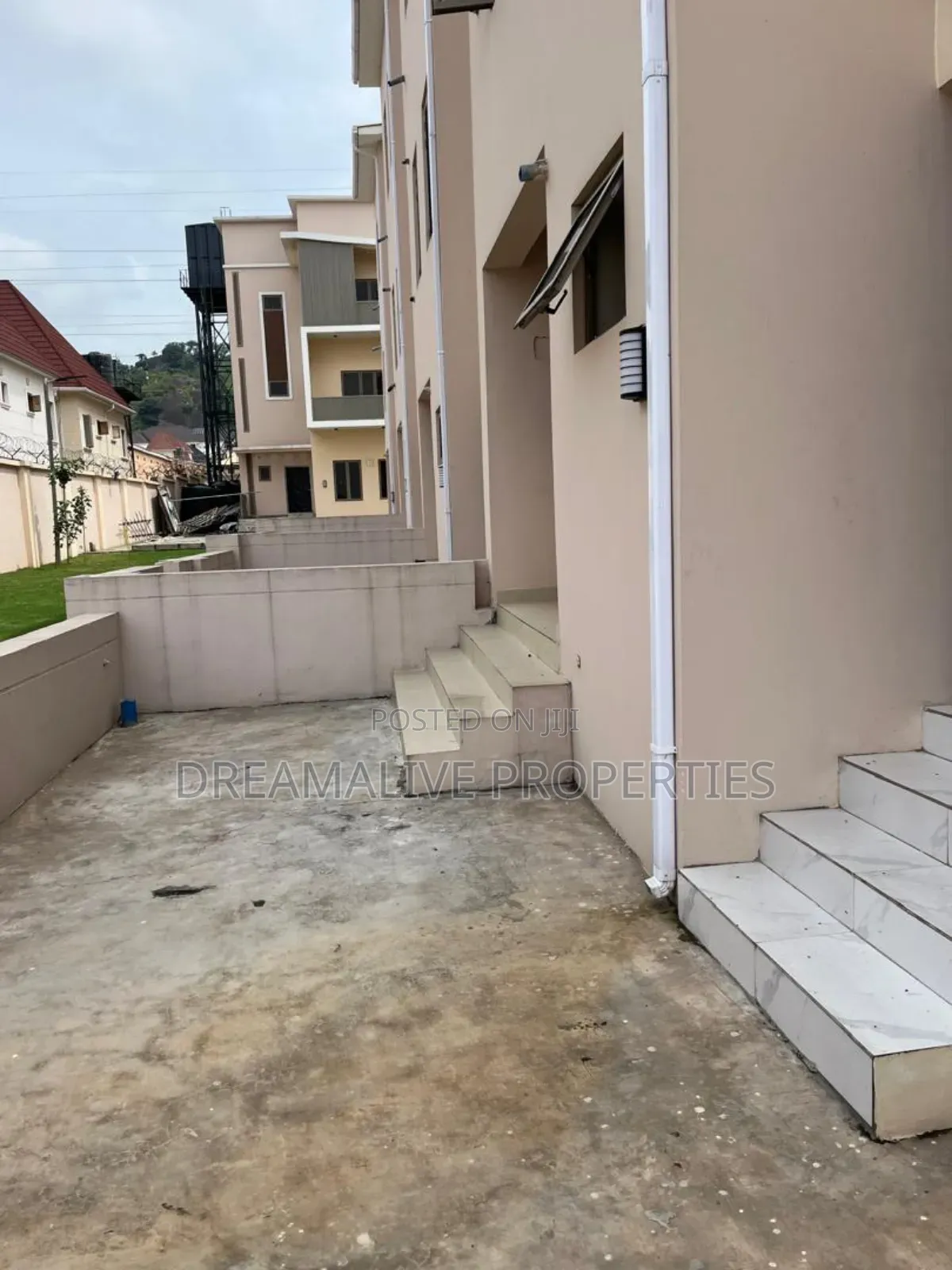 4bdrm Duplex in An Estate, Dawaki for sale in Dawaki