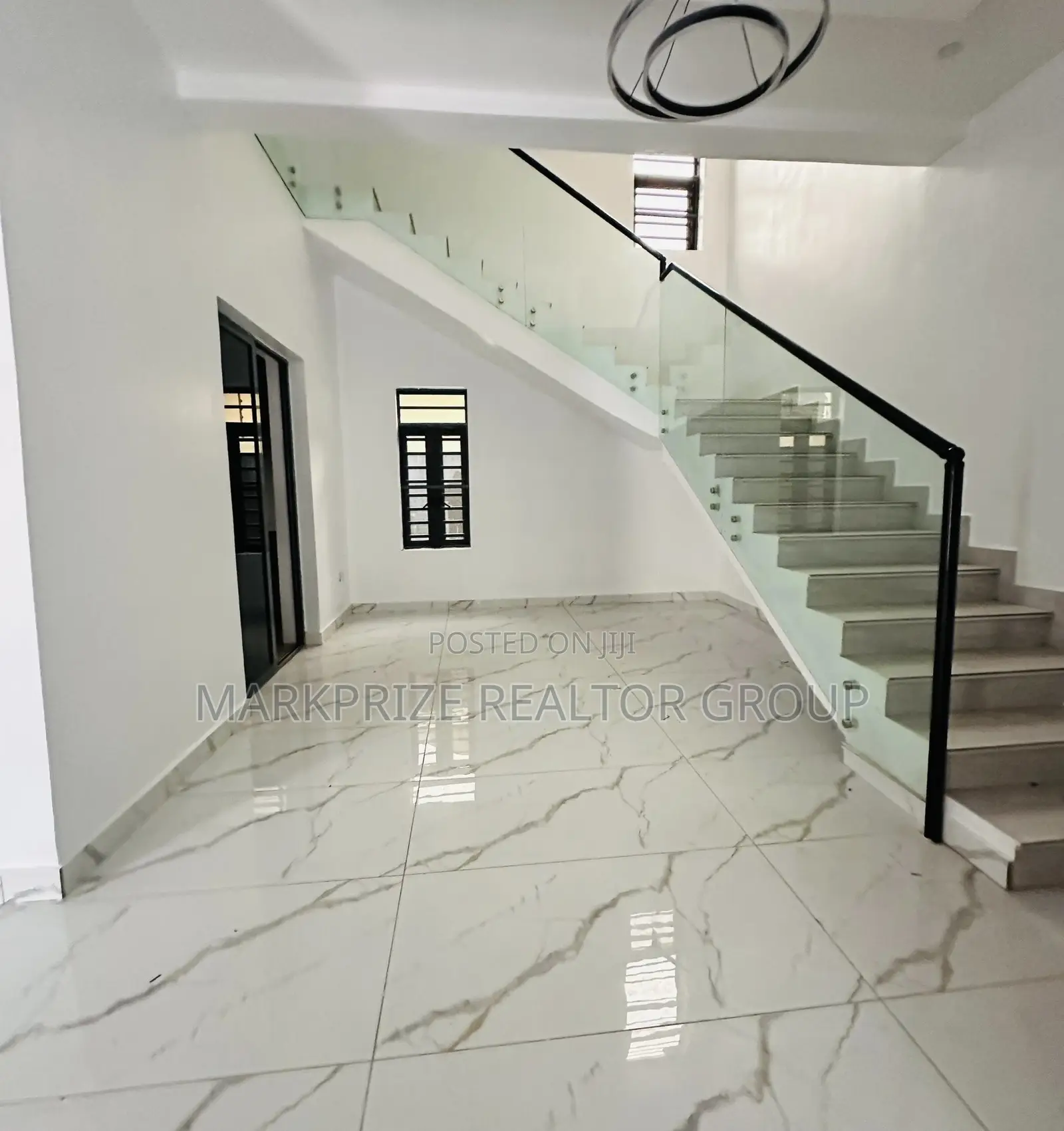 4bdrm Duplex in Magodo Gra 1 Lagos for sale in Magodo