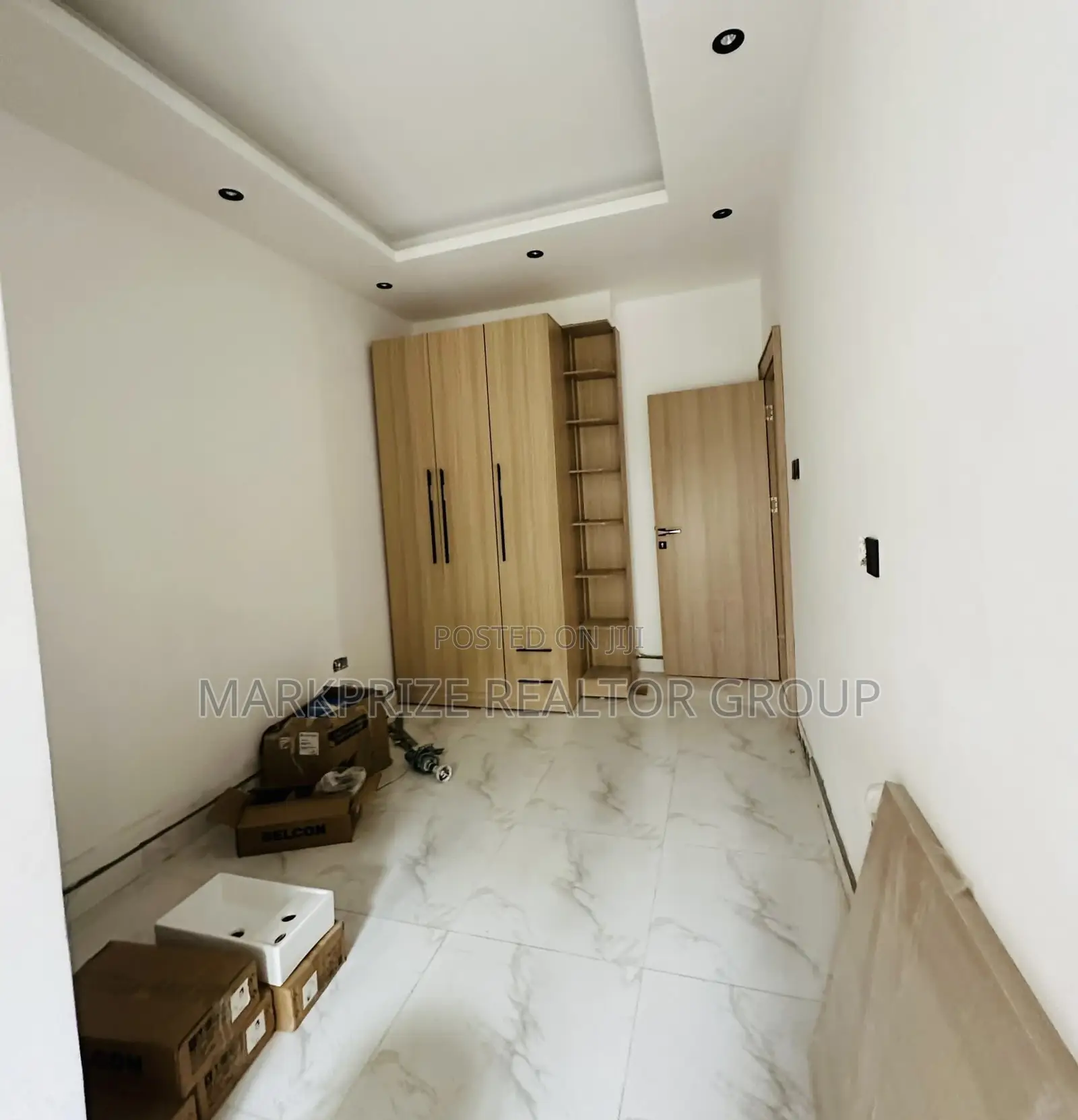 4bdrm Duplex in Gbagada Lagos for sale in Gbagada