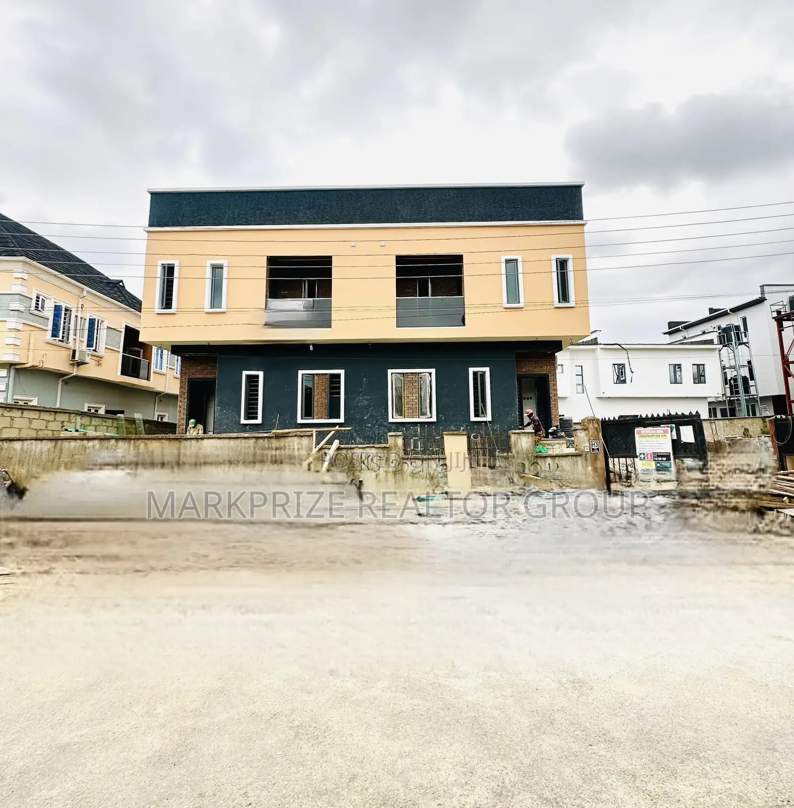 4bdrm Duplex in Gbagada Lagos for sale in Gbagada