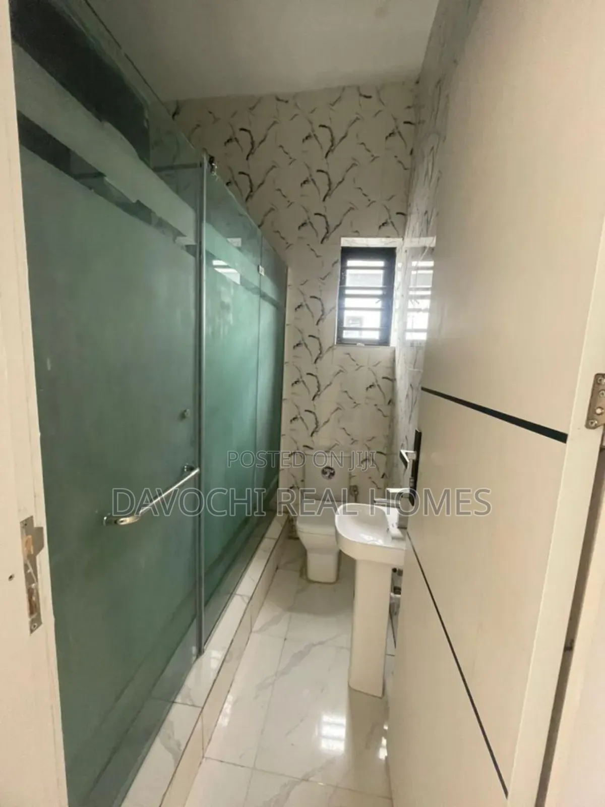 4bdrm Duplex in Ikota Vill Estate, Lekki for rent in Lekki