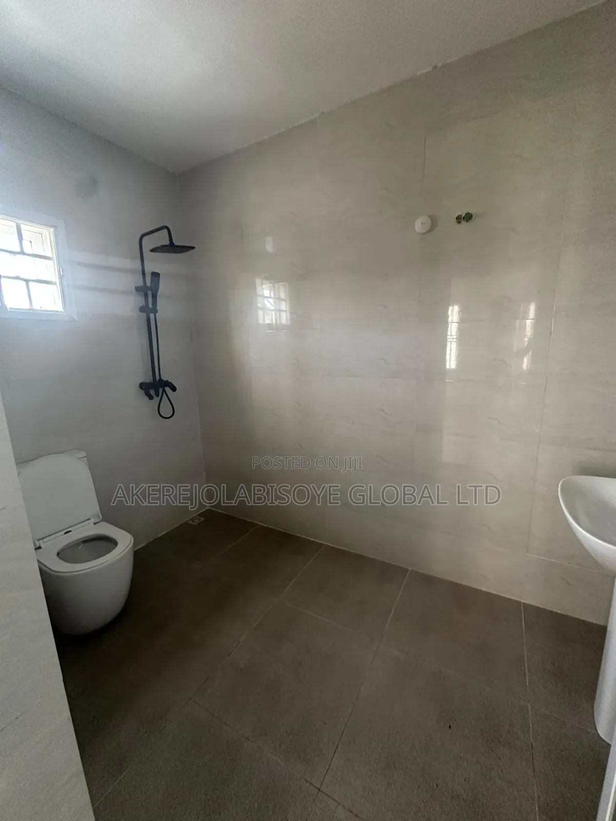 4bdrm Townhouse/Terrace in In An Estate for sale in Gwarinpa