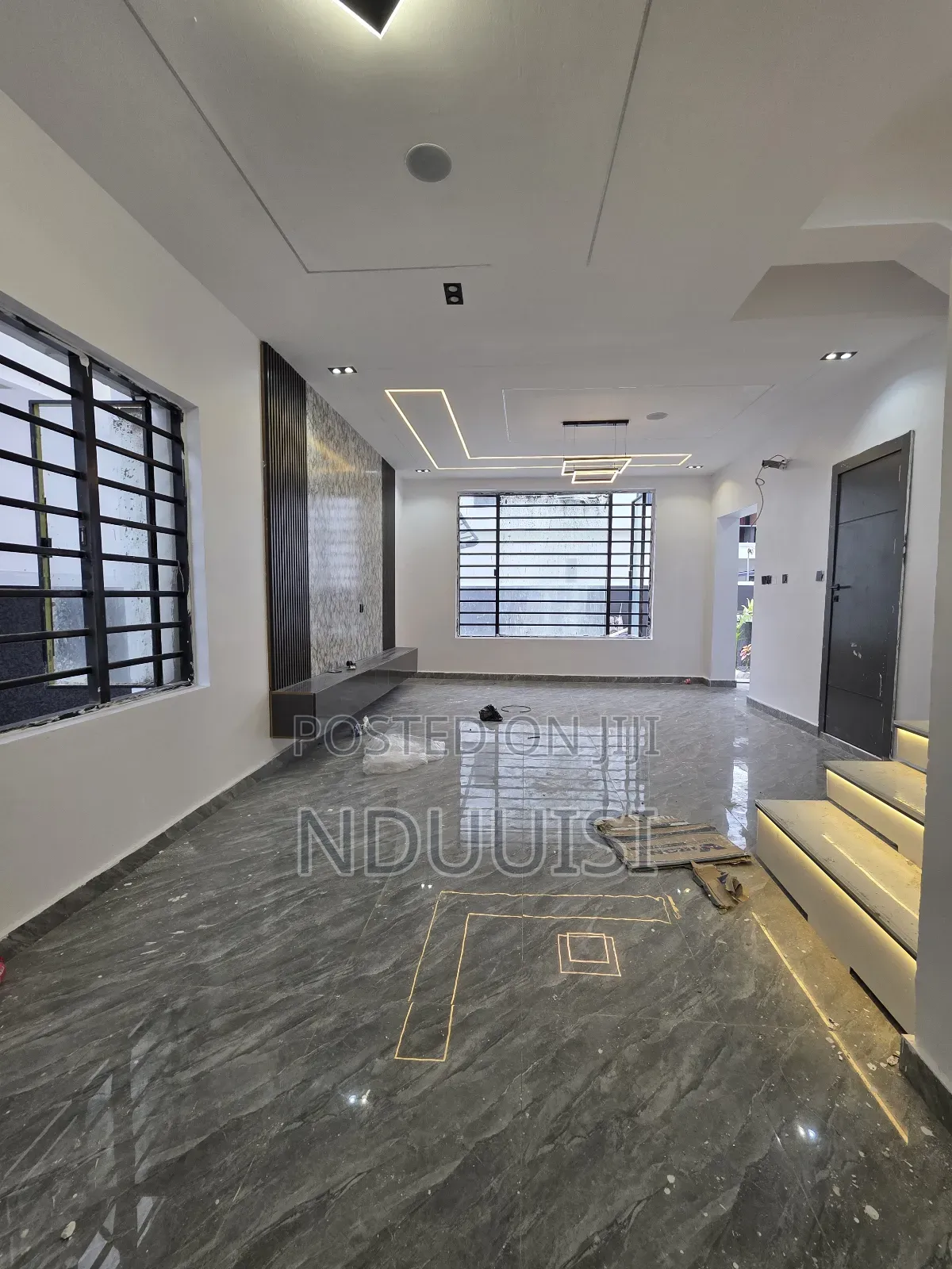 4bdrm Duplex in Dpkay Estate, Lekki for sale in Lekki