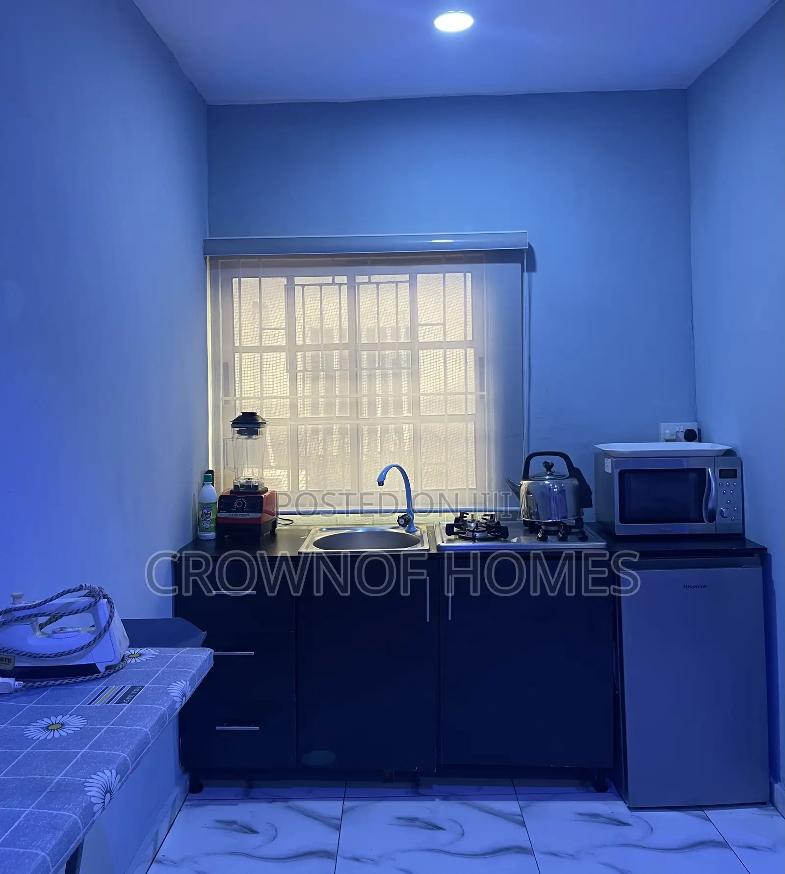 Cheap Studio Apartment Close to Ikeja- About 20 Minutes Drive in Egbeda