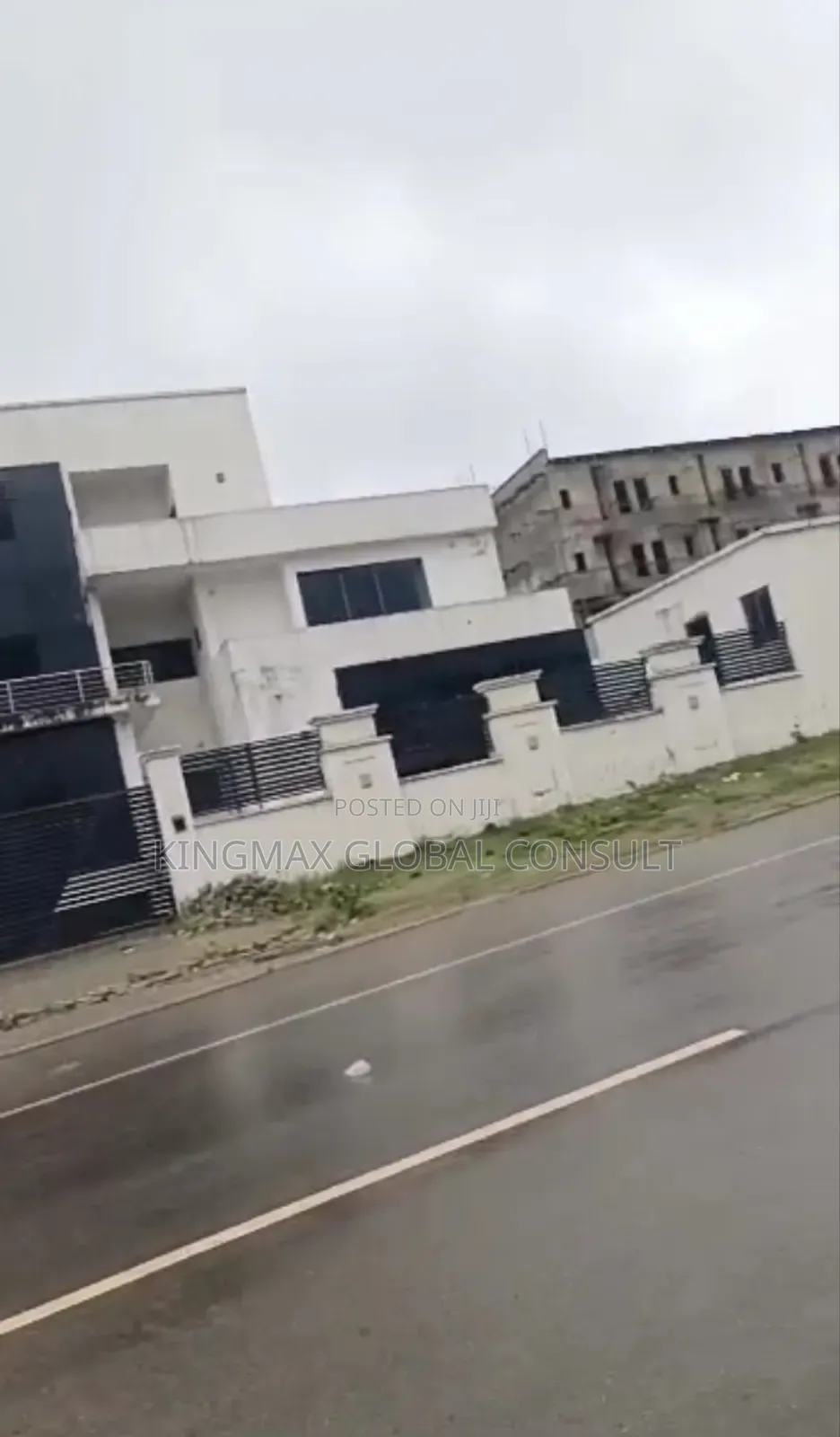 11bdrm Duplex in Guzape District for sale in Guzape District