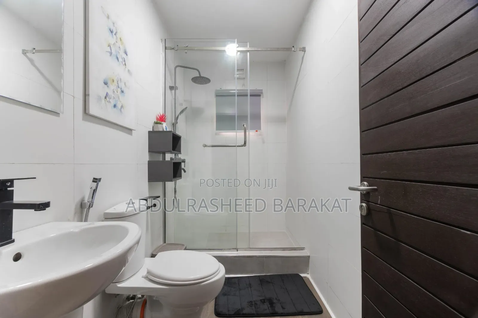 Stunning 3 Bedrooms Apartment With, Football Pitch,Fast Wifi,Balcony in Lekki