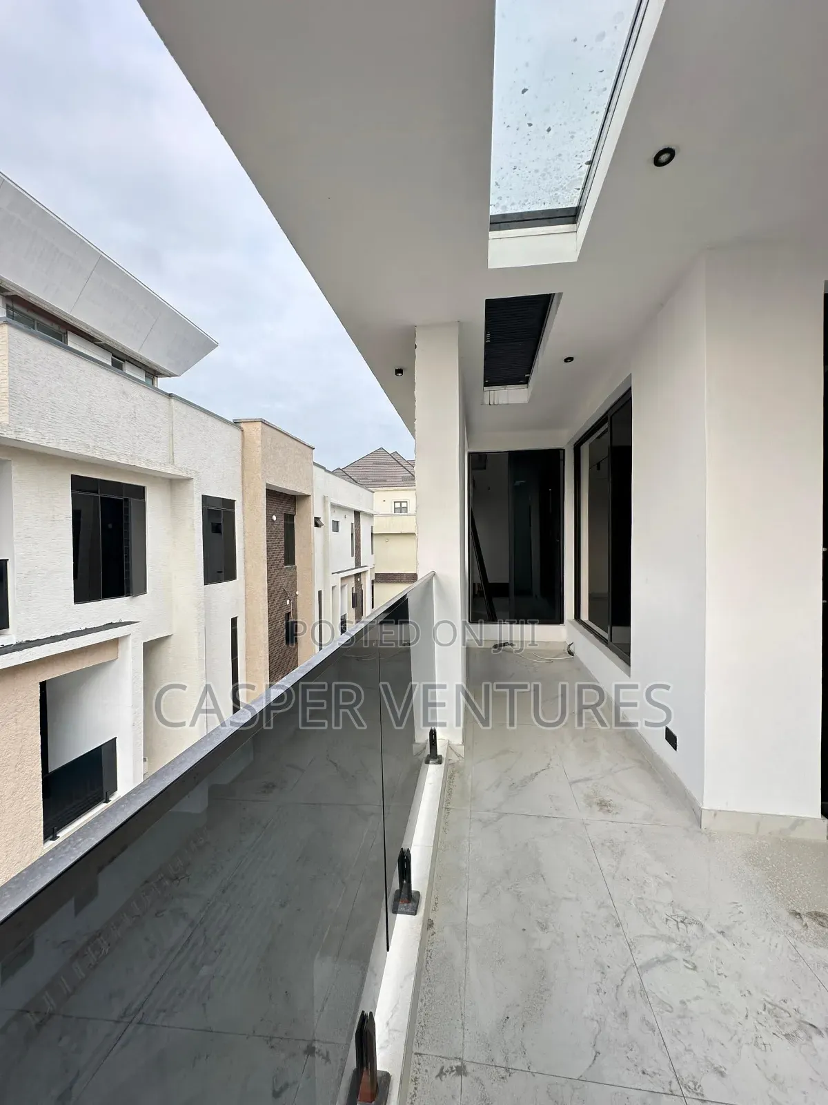 4bdrm Penthouse in Fola Osibo, Lekki Phase 1 for sale in Lekki Phase 1